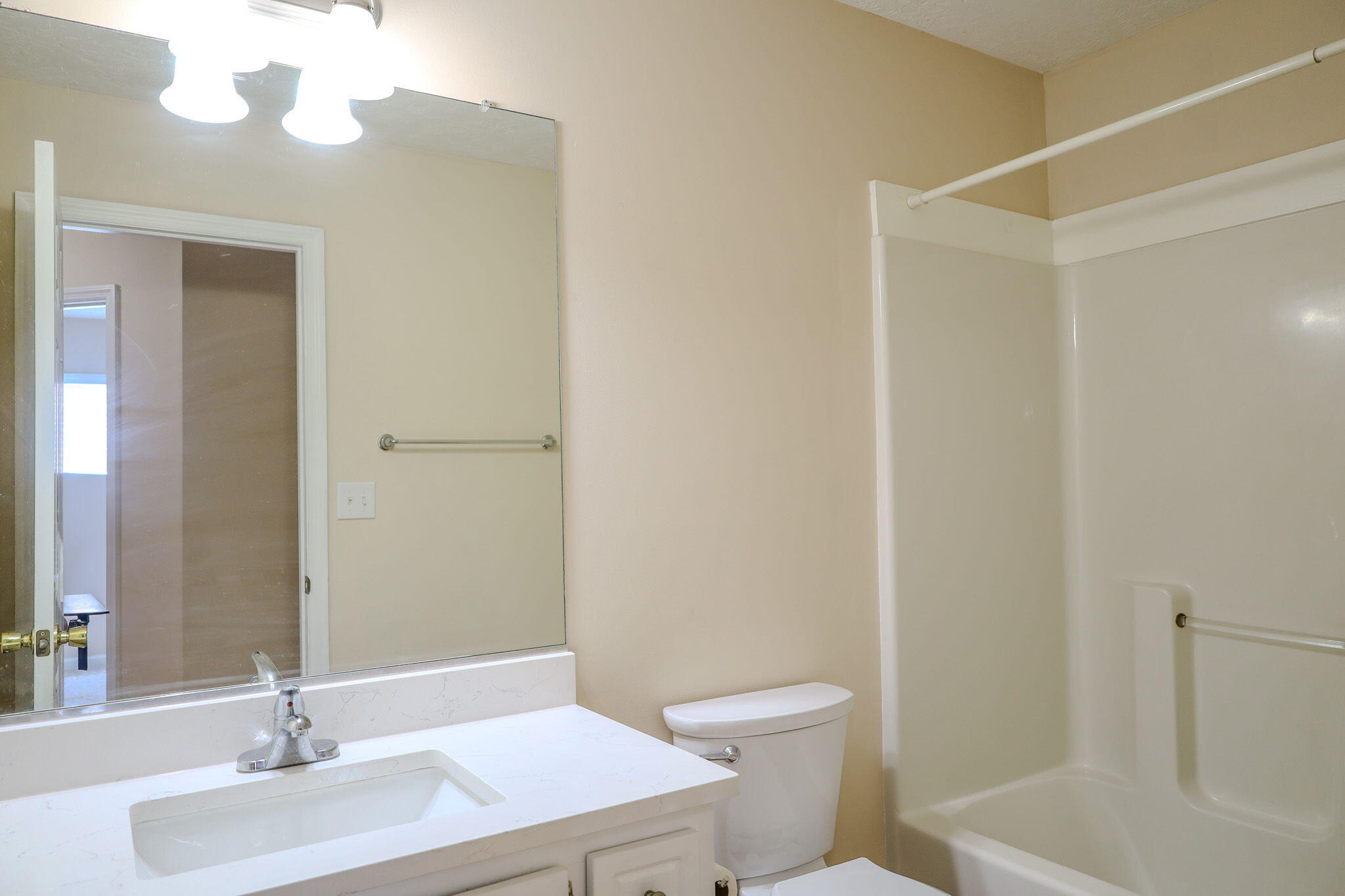 312 Scarlett Court Property Photo 32