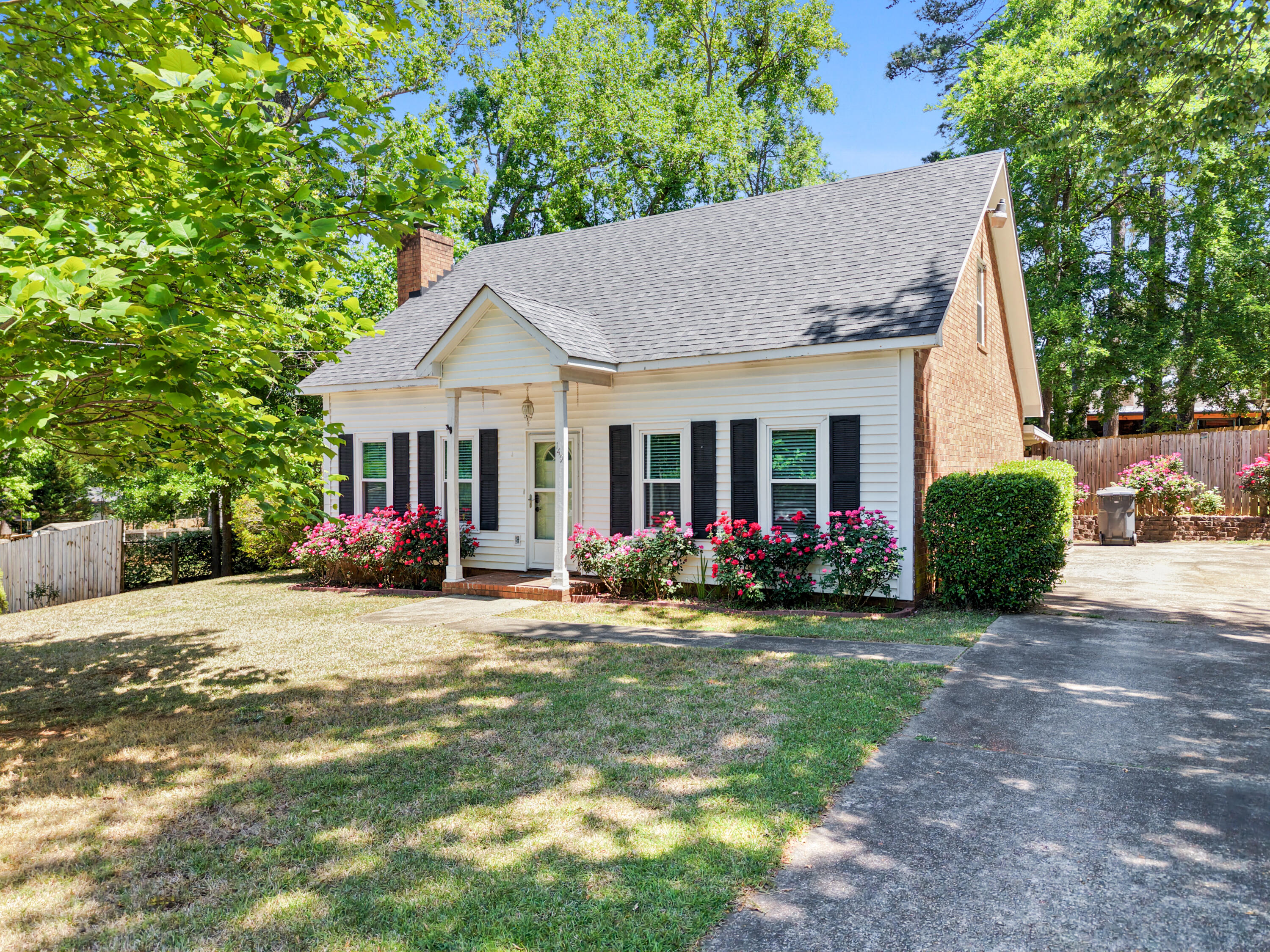149 Ashley Circle Property Photo