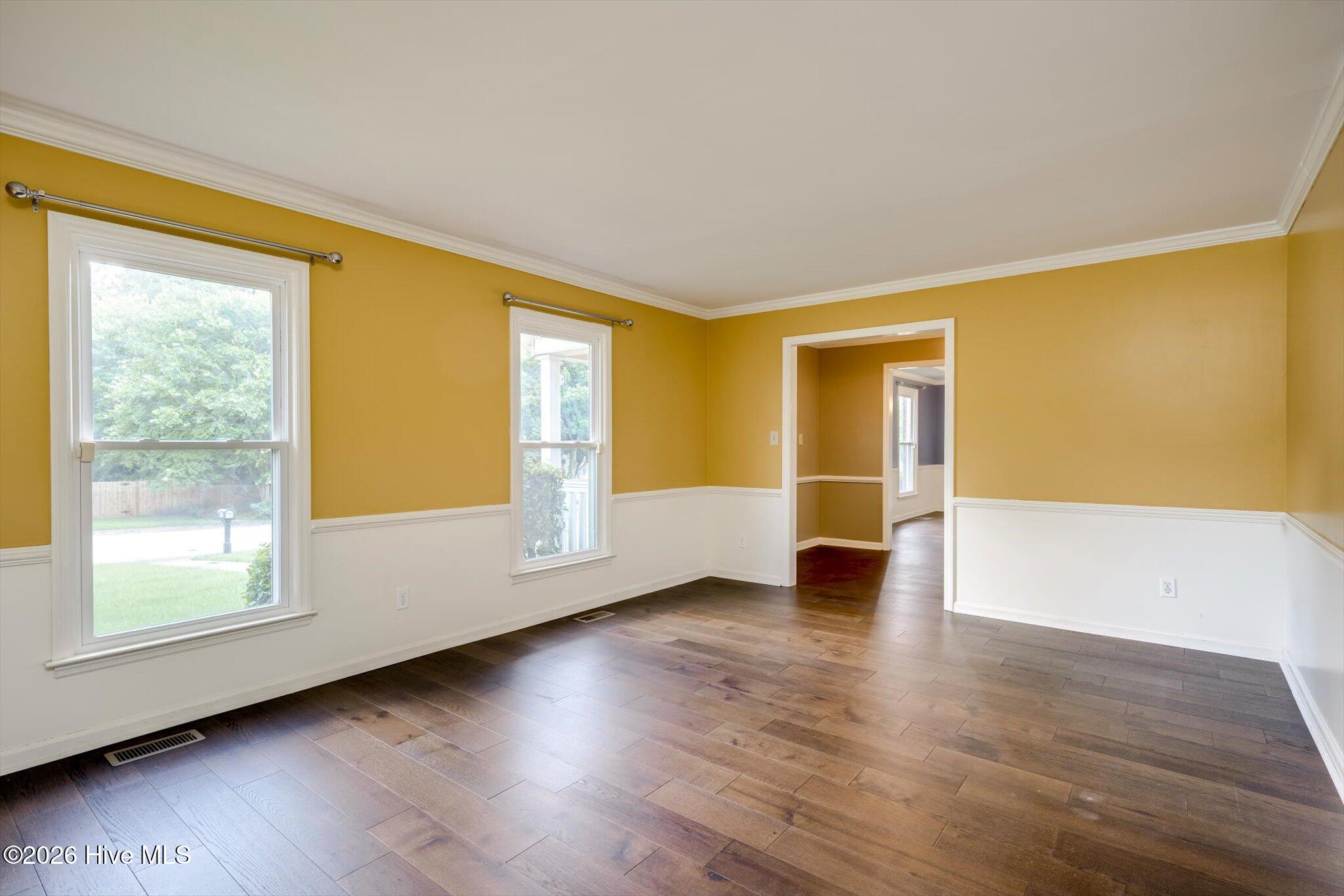 449 Parliament Road Property Photo 12