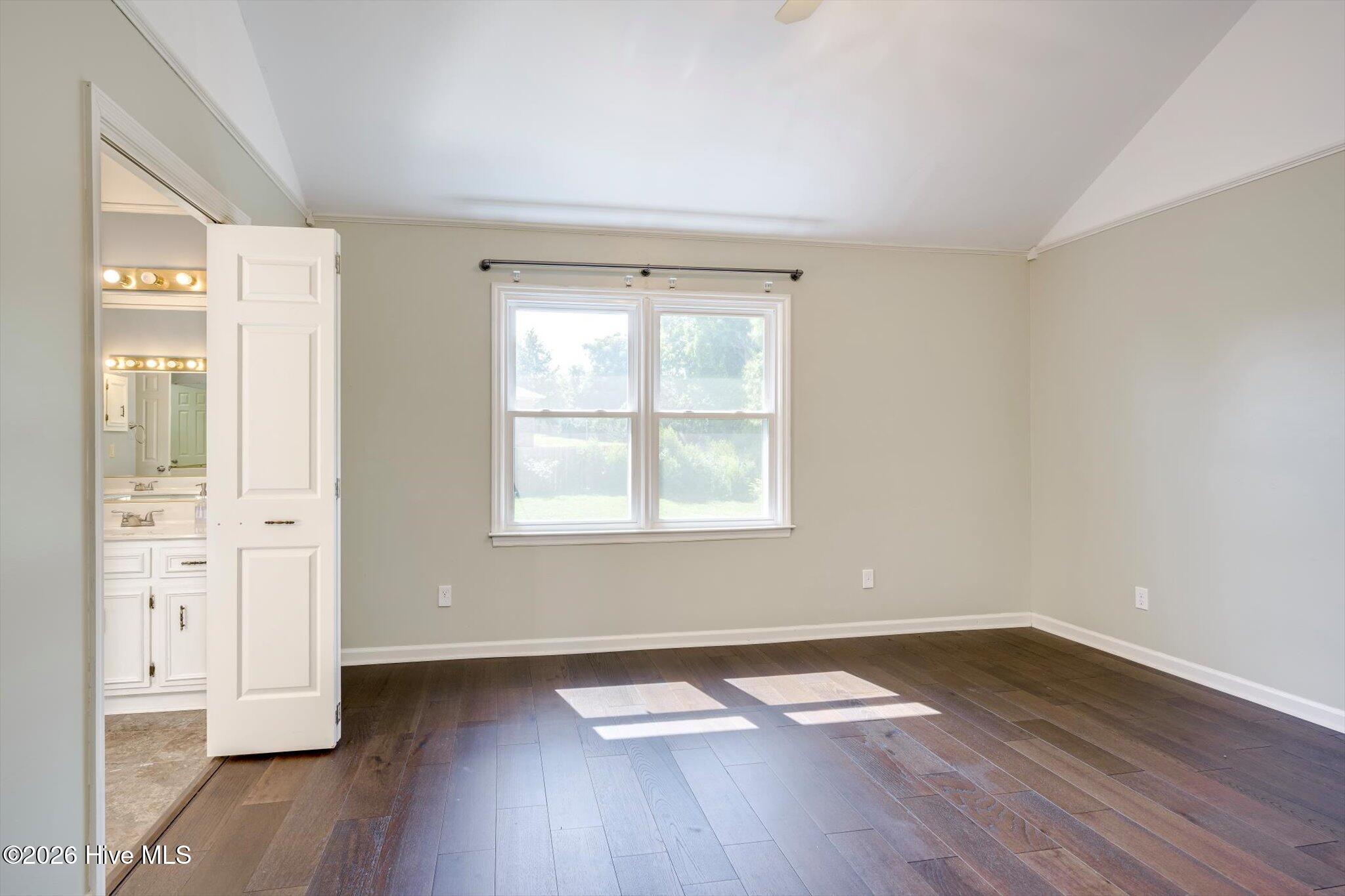 449 Parliament Road Property Photo 28