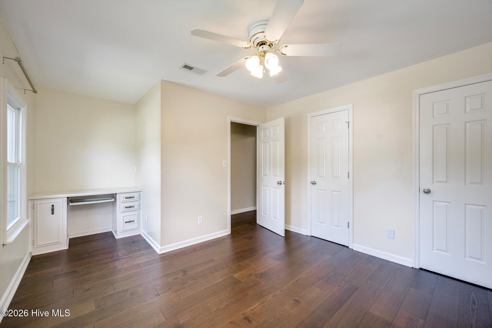449 Parliament Road Property Photo 36