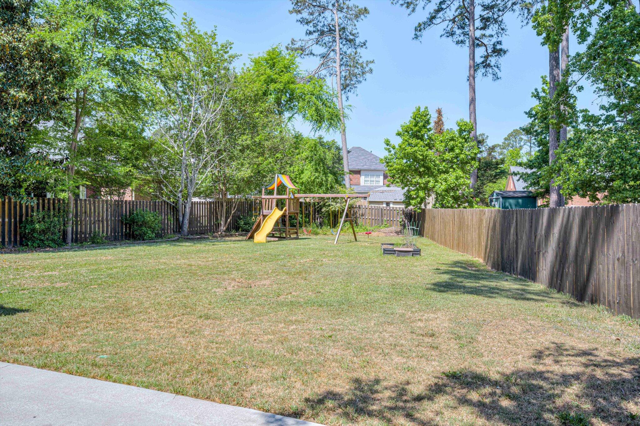4465 Andover Drive Property Photo 39