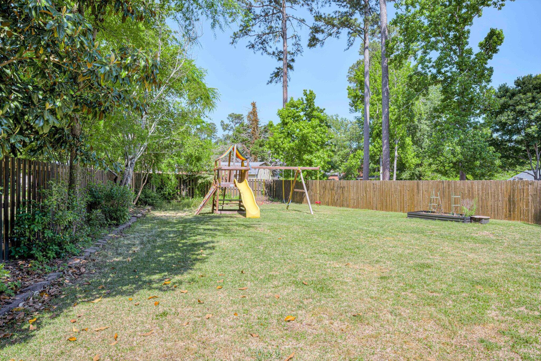 4465 Andover Drive Property Photo 42