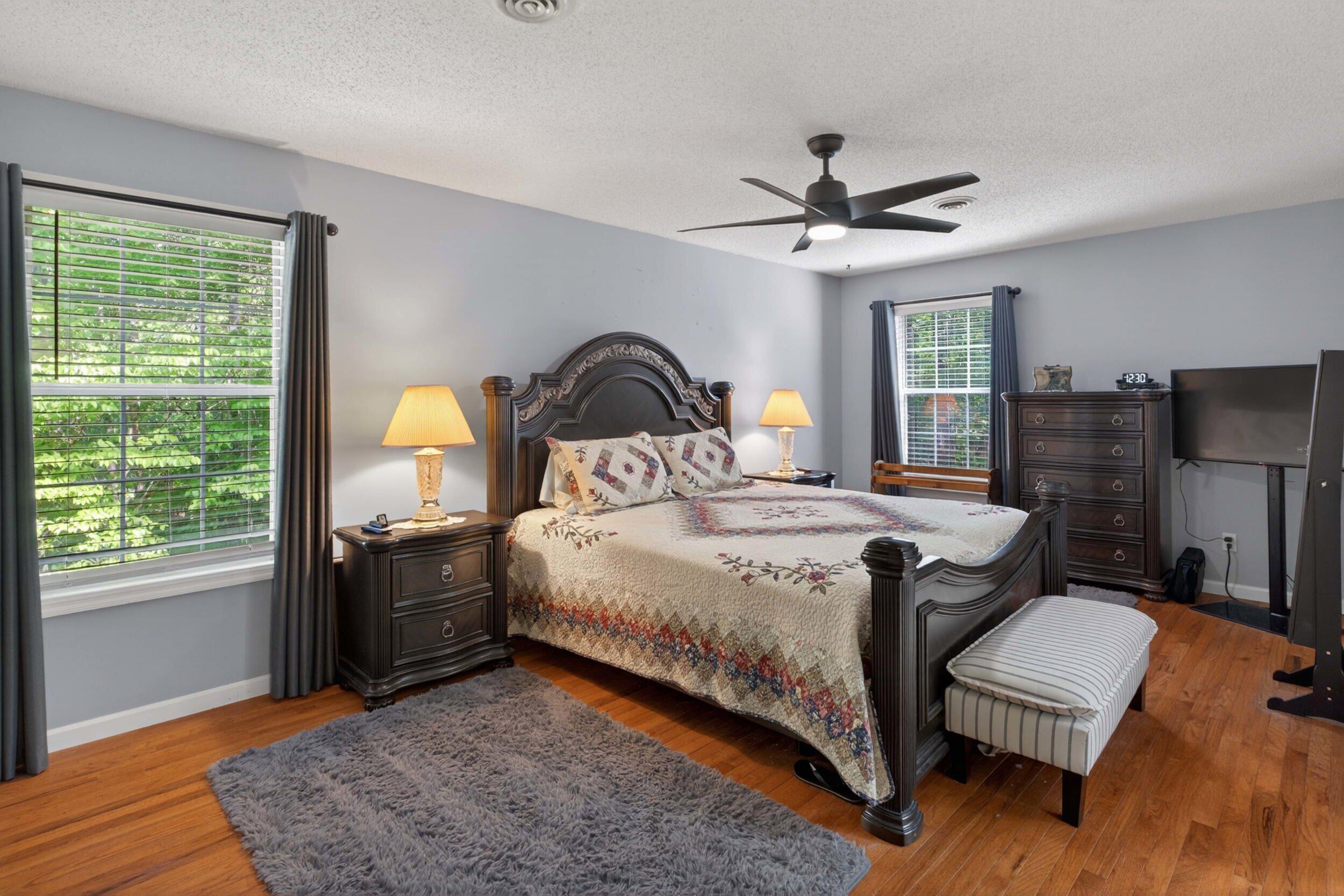 219 Windy Circle Property Photo 39