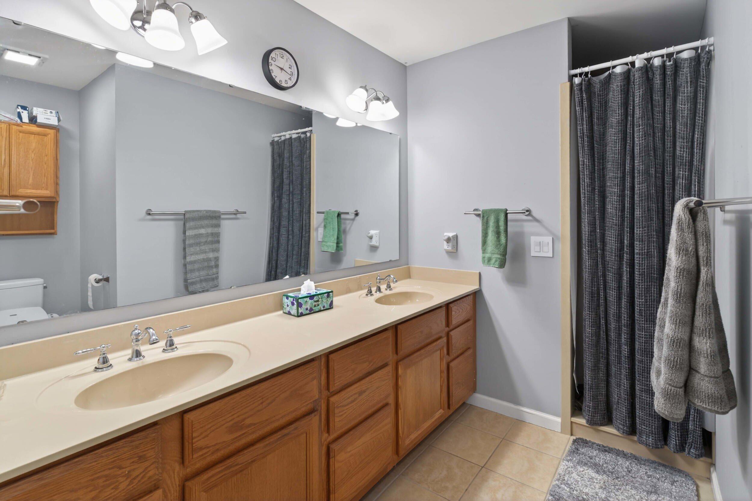 219 Windy Circle Property Photo 41