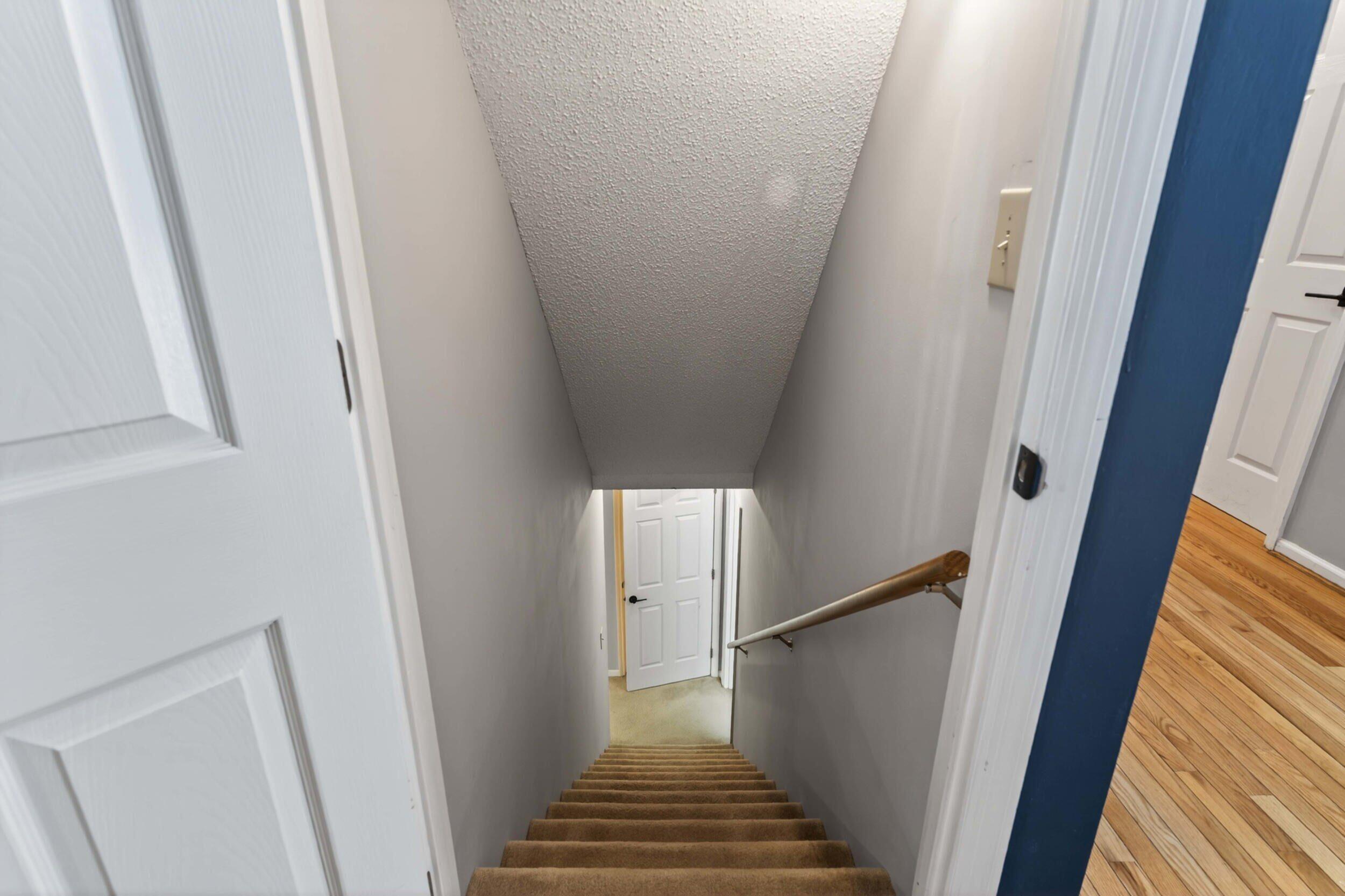 219 Windy Circle Property Photo 44