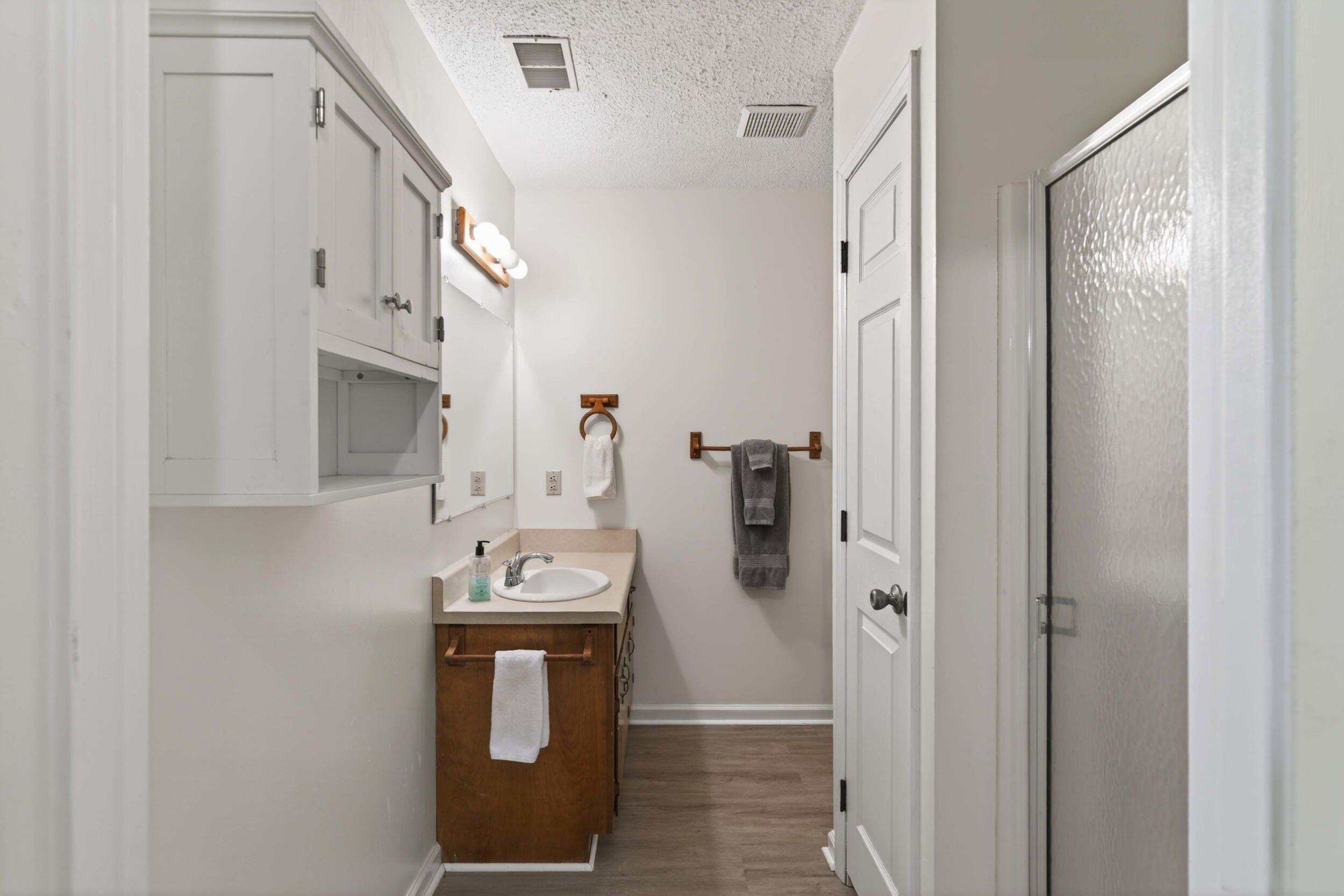 219 Windy Circle Property Photo 45