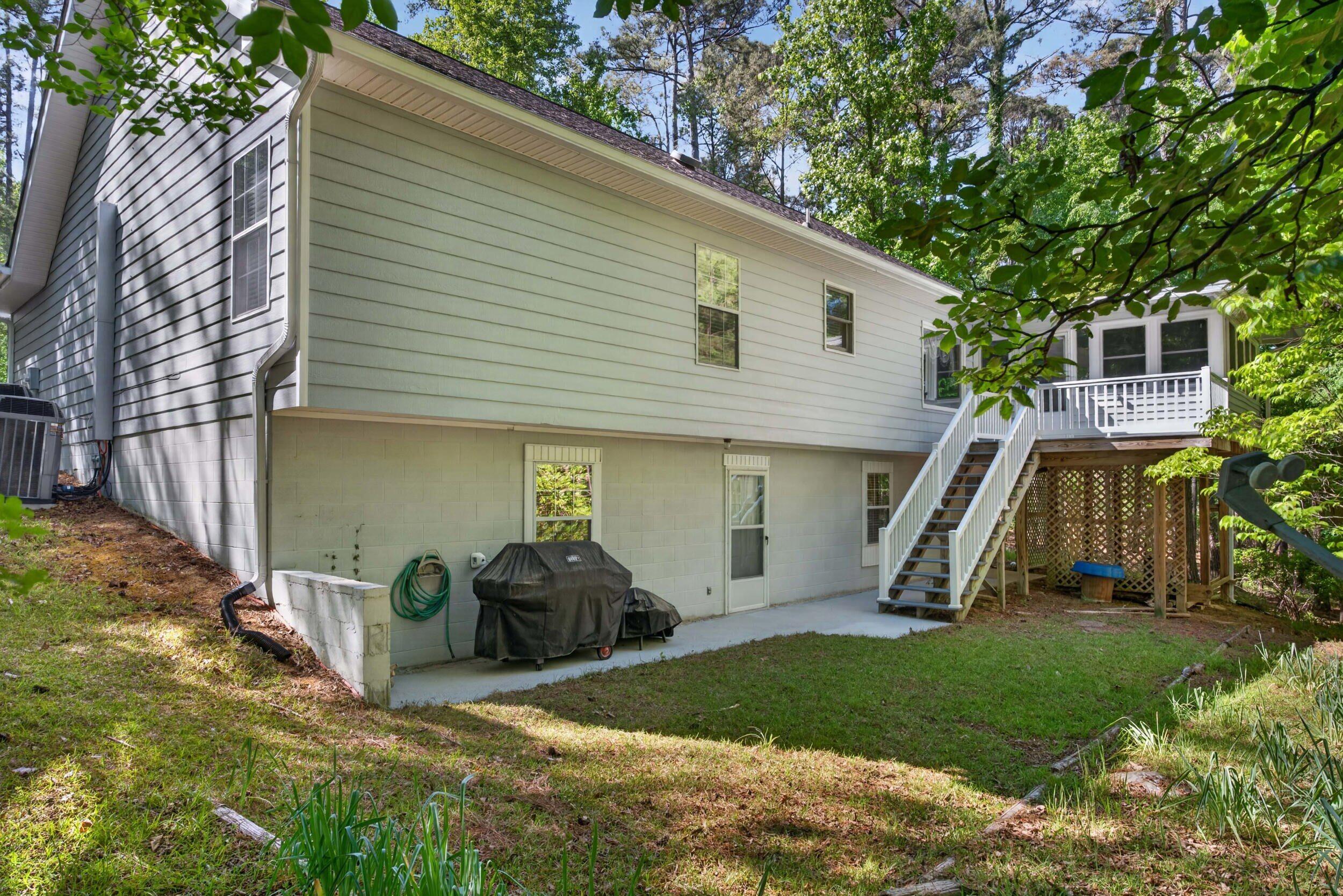 219 Windy Circle Property Photo 64