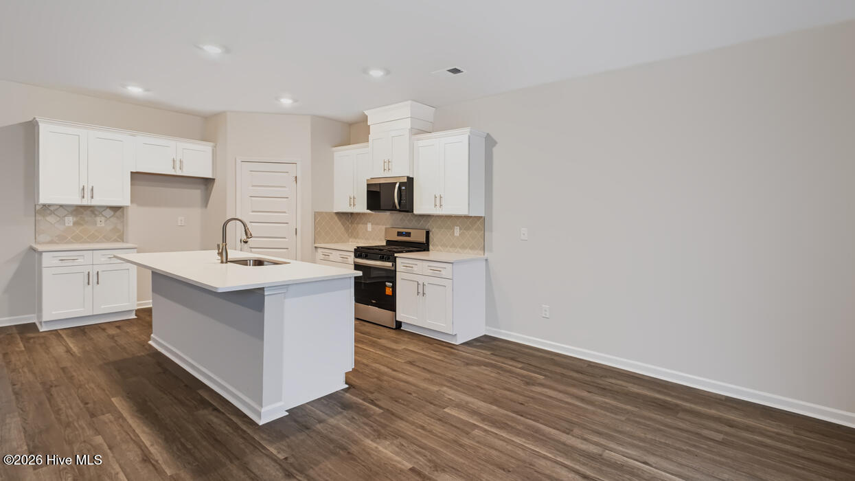 3376 Wrenfield Way Property Photo 10