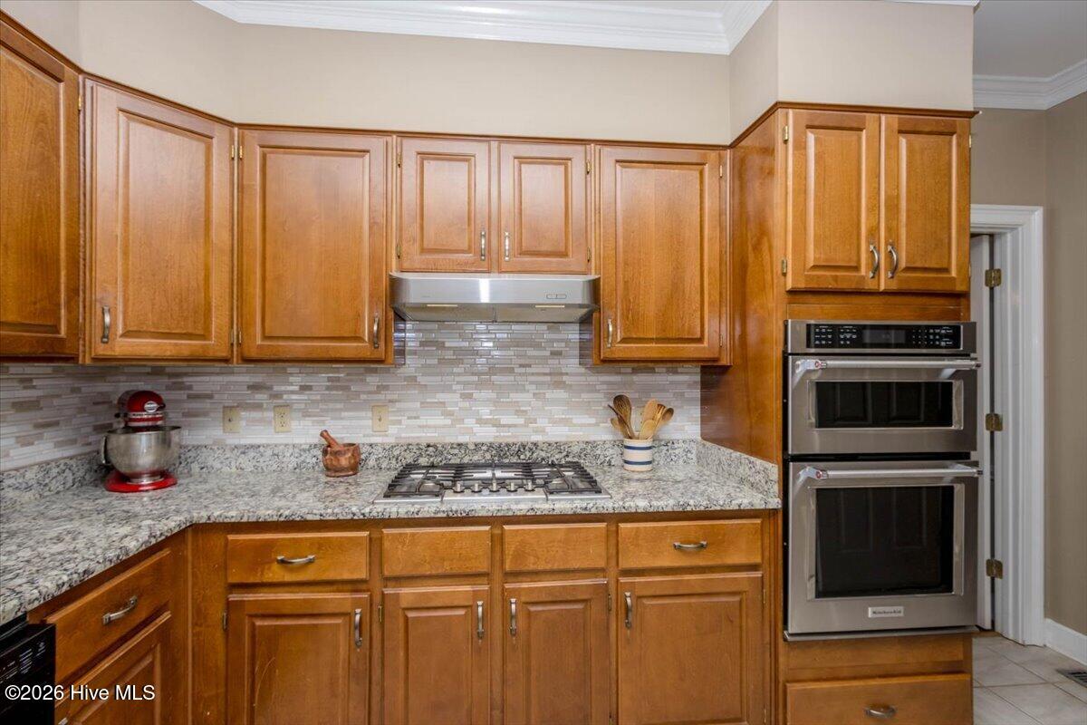 2 Leyland Place Property Photo 7
