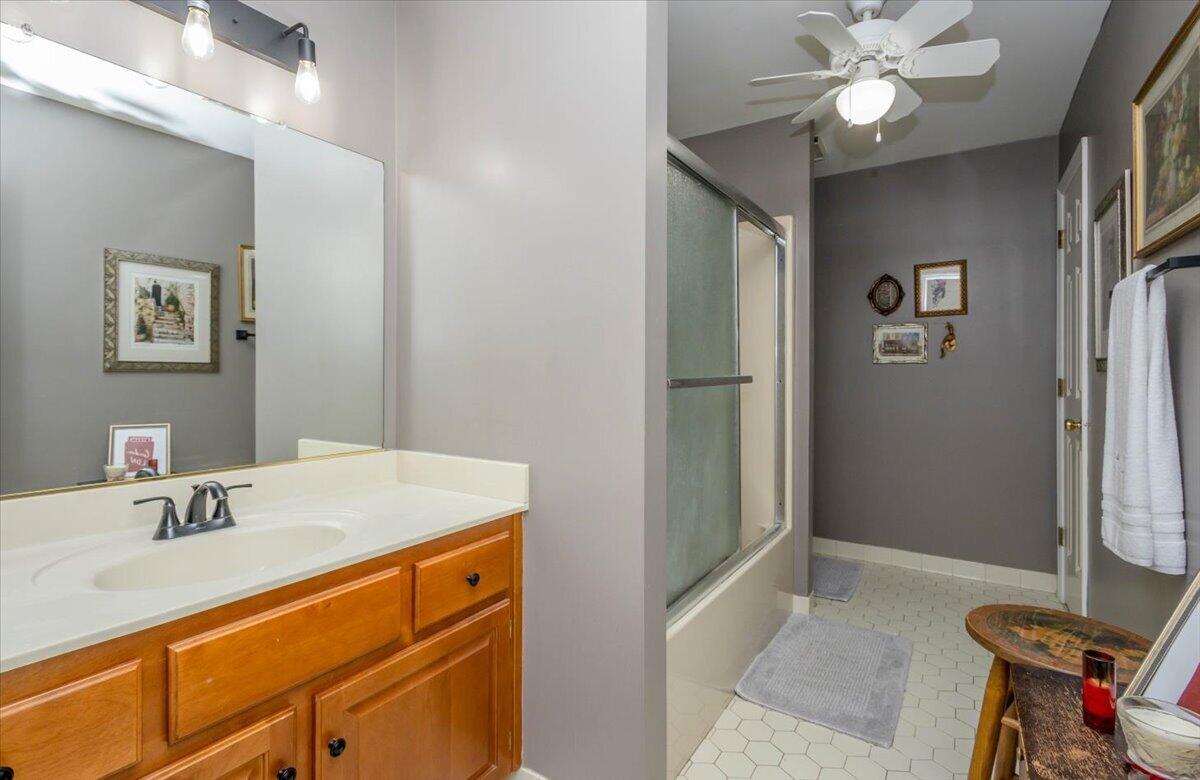 2 Leyland Place Property Photo 26