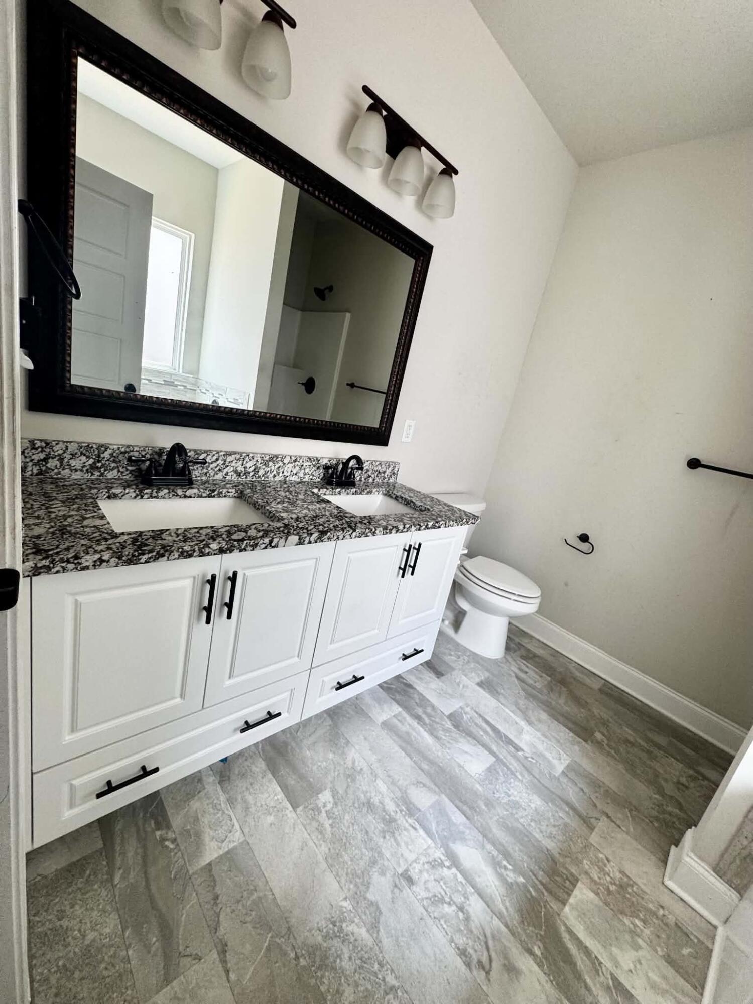 332 Brass Court Property Photo 8