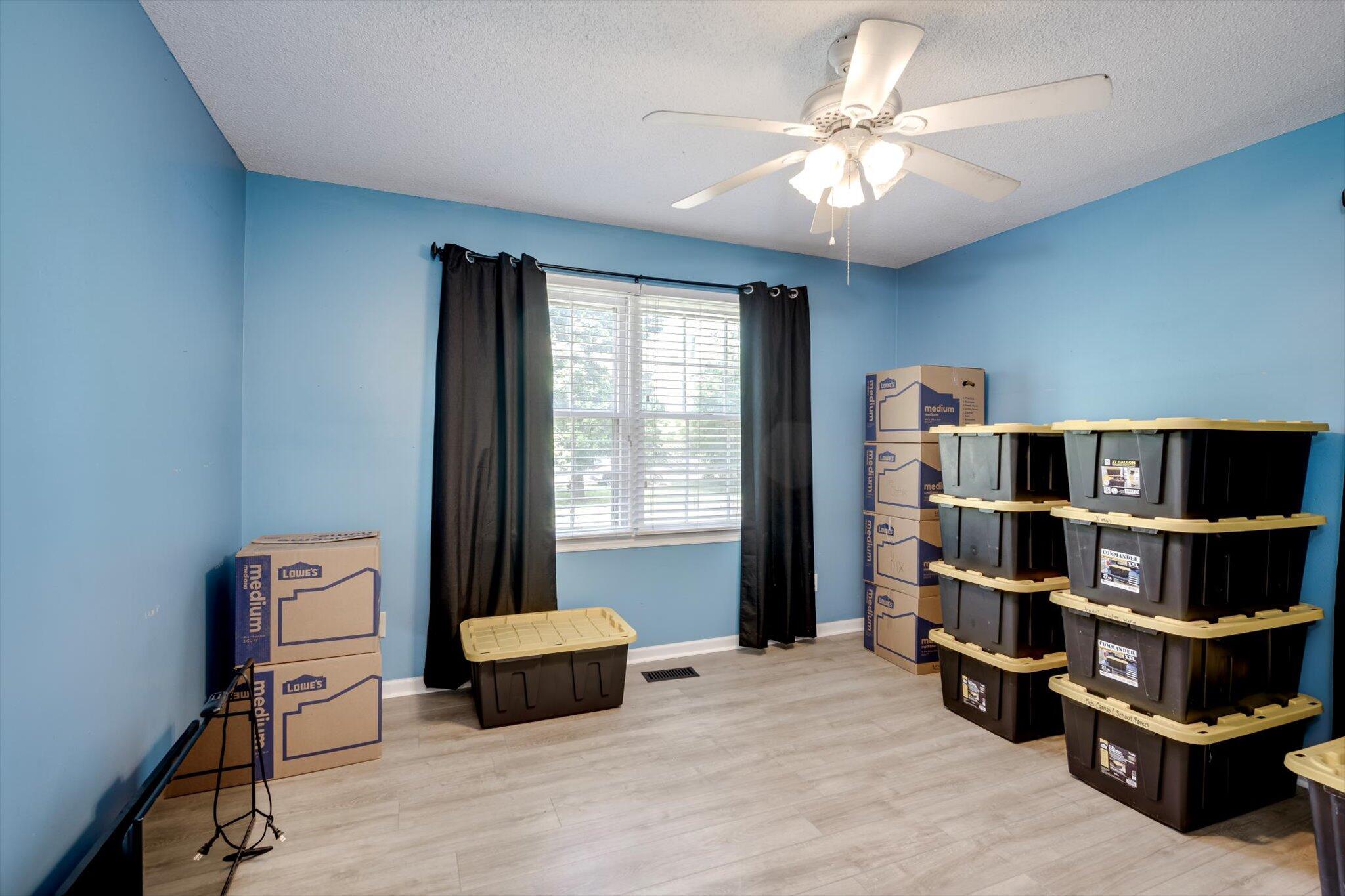 111 Knollwood Trail Property Photo 33