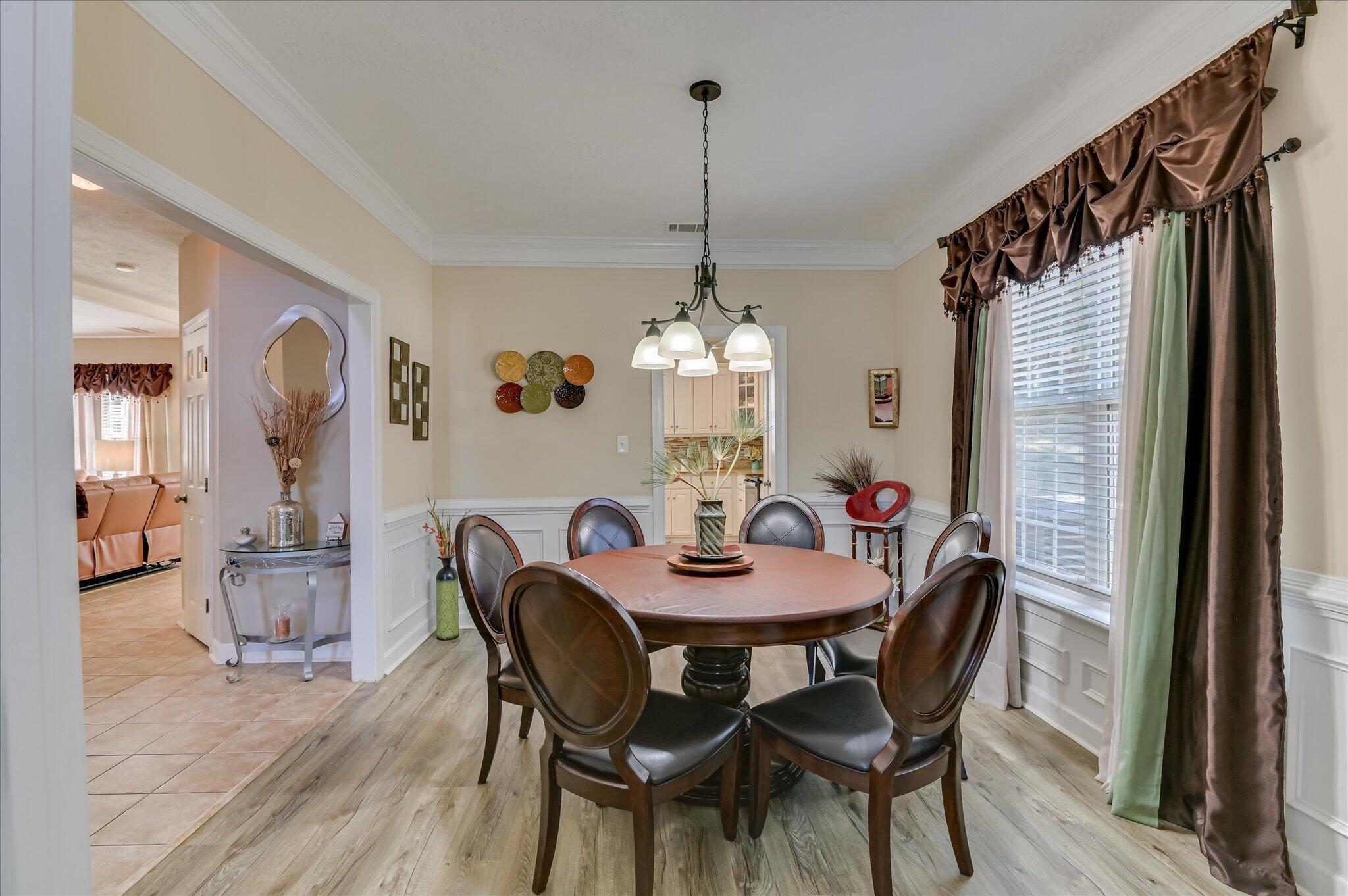 1007 Dorset Lane Property Photo 11