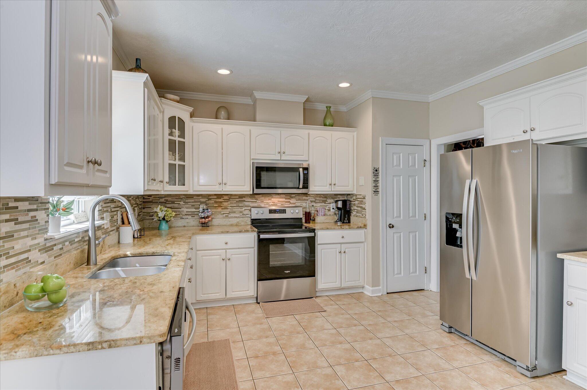 1007 Dorset Lane Property Photo 14