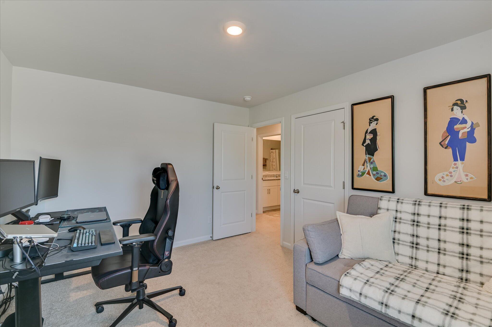 7069 Sideboard Crossing Property Photo 29