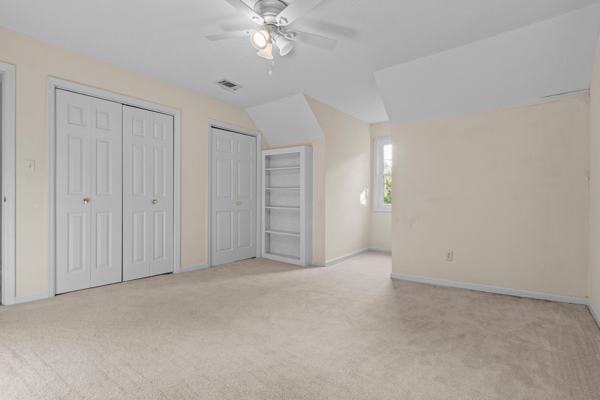 535 Crystal Creek Property Photo 25