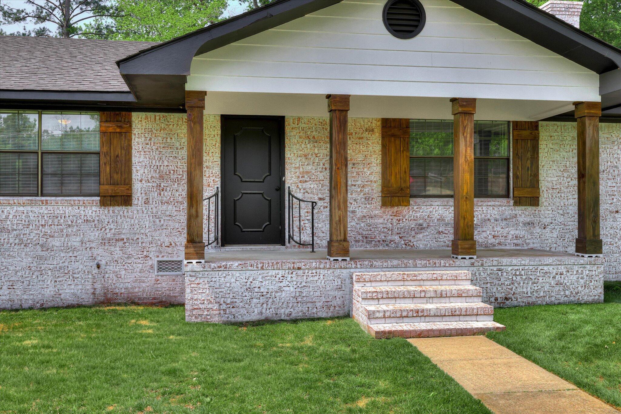 2784 Highway 1 Property Photo 5