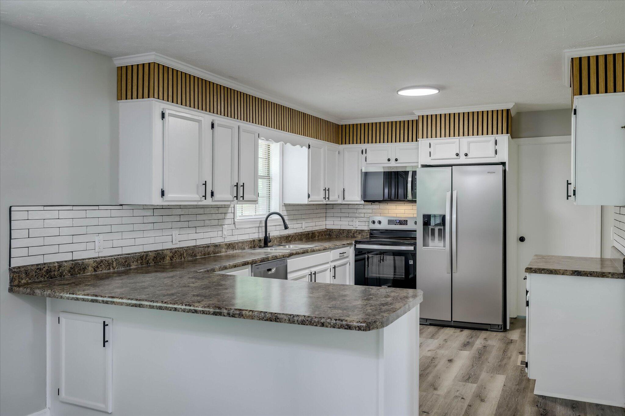 2784 Highway 1 Property Photo 12