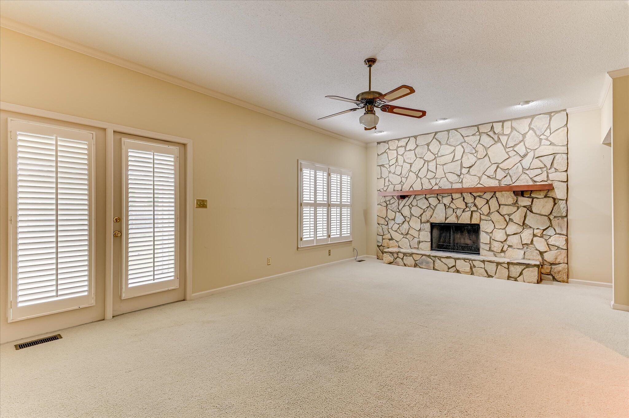 2713 Boars Head Road Property Photo 8