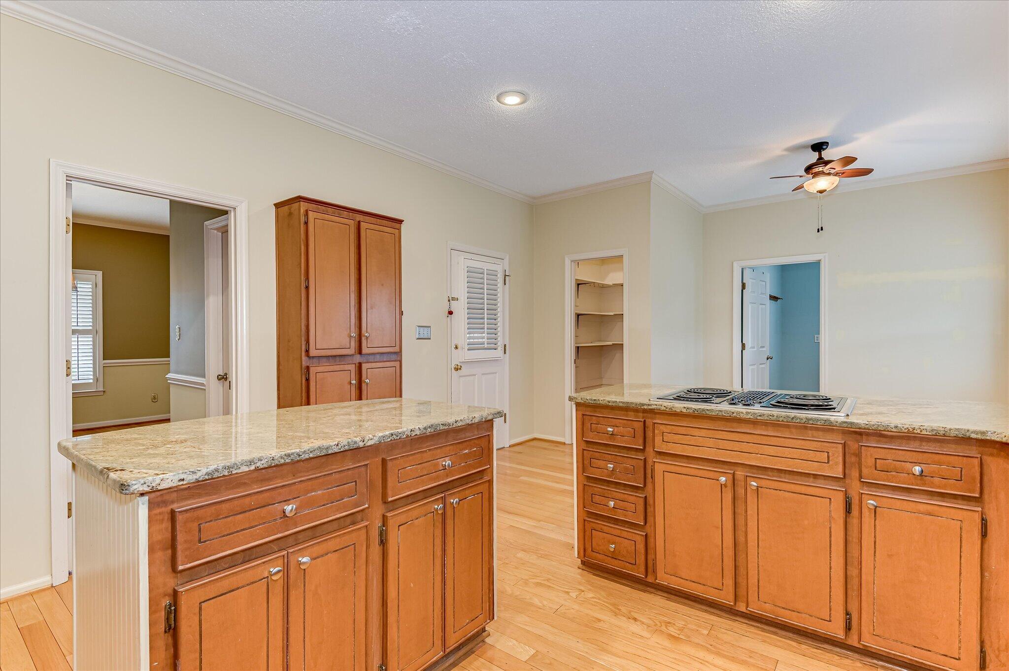 2713 Boars Head Road Property Photo 16