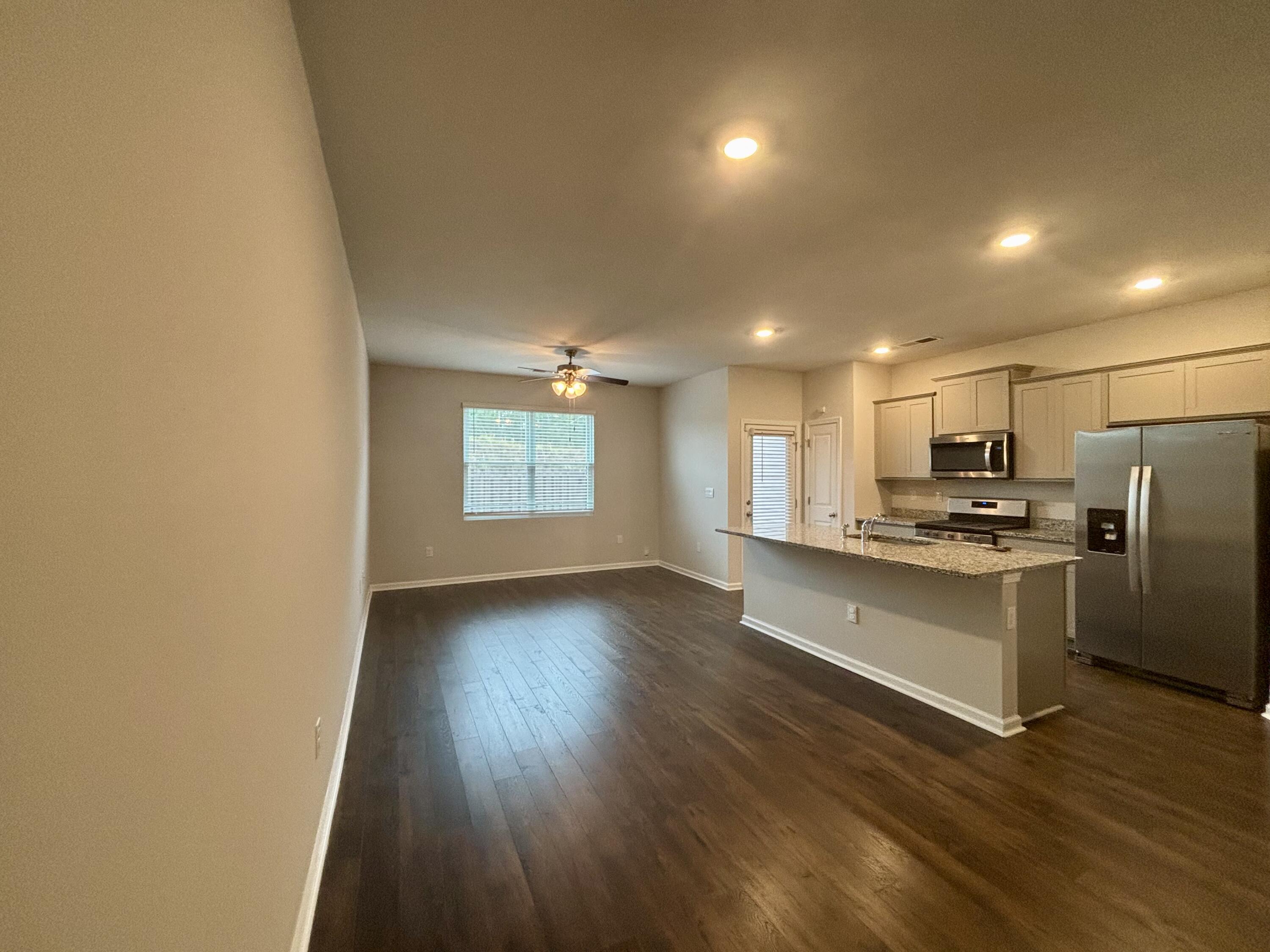 934 Quaint Parish Circle Property Photo 5