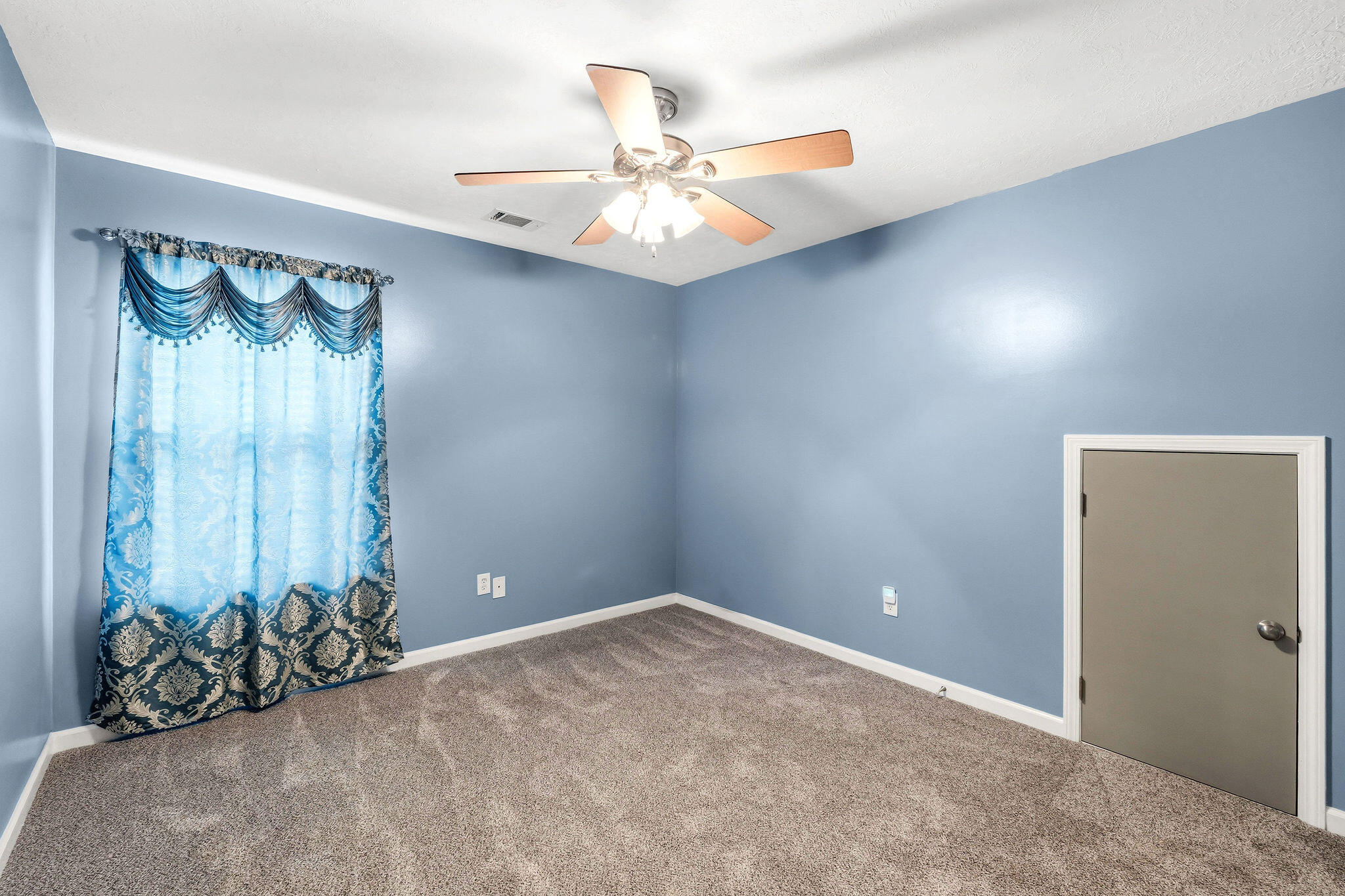 111 Beallwood Drive Property Photo 37