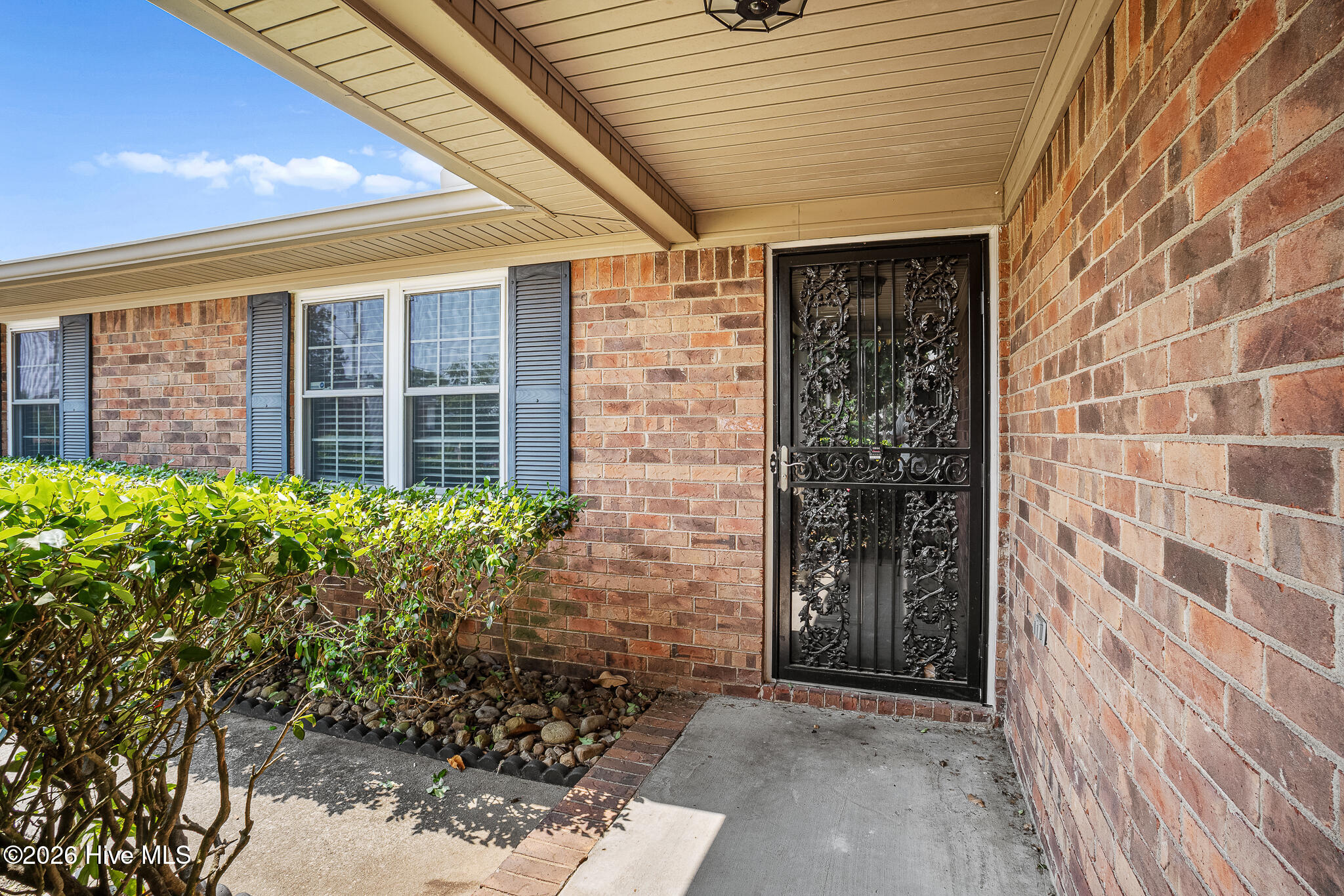 3420 Linderwood Drive Property Photo 2
