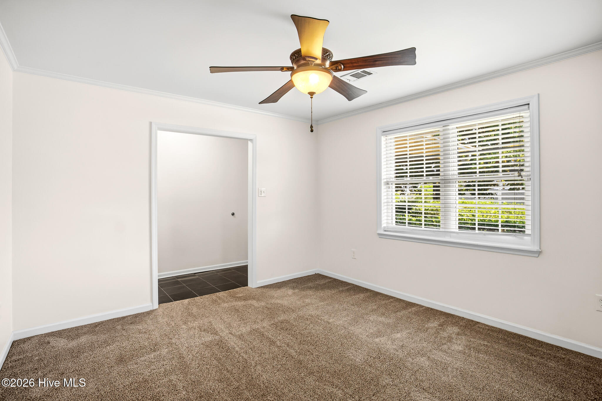 3420 Linderwood Drive Property Photo 5