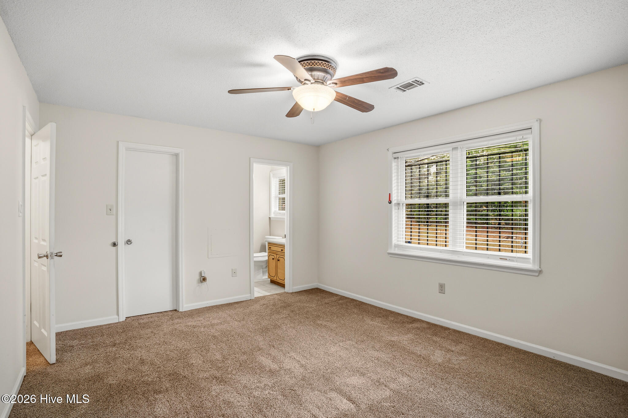 3420 Linderwood Drive Property Photo 16