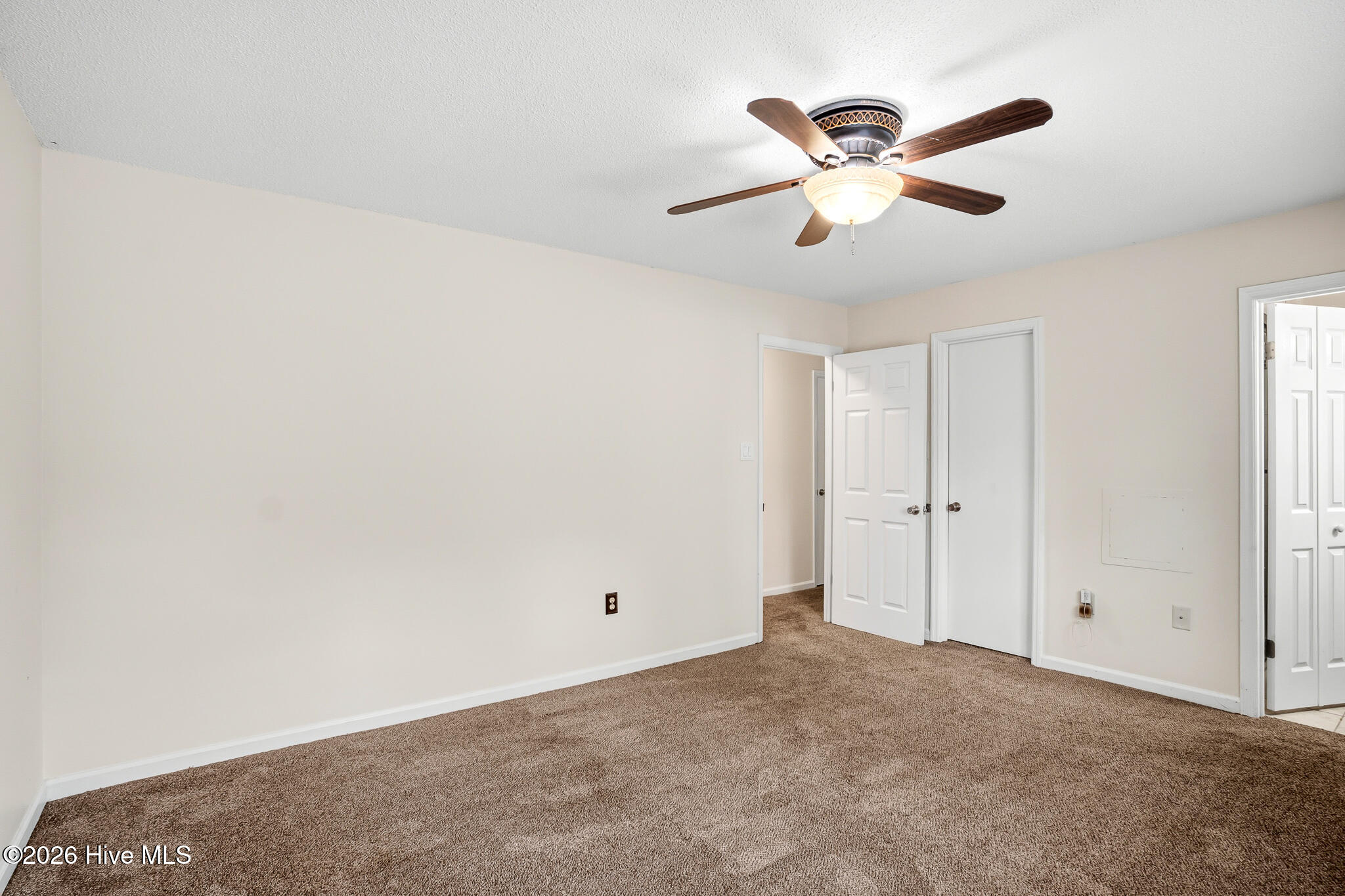3420 Linderwood Drive Property Photo 17
