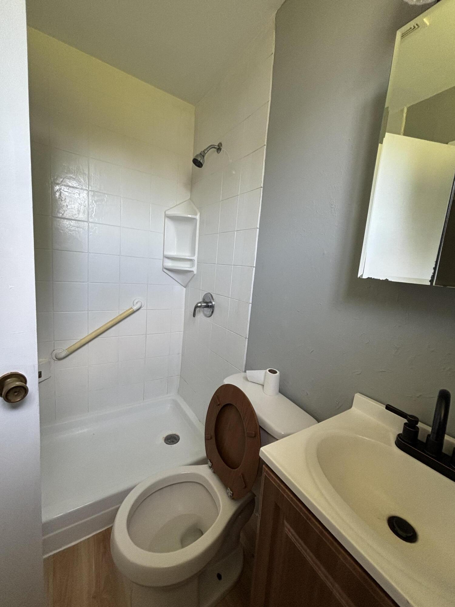 411 Artmus Street Property Photo 15
