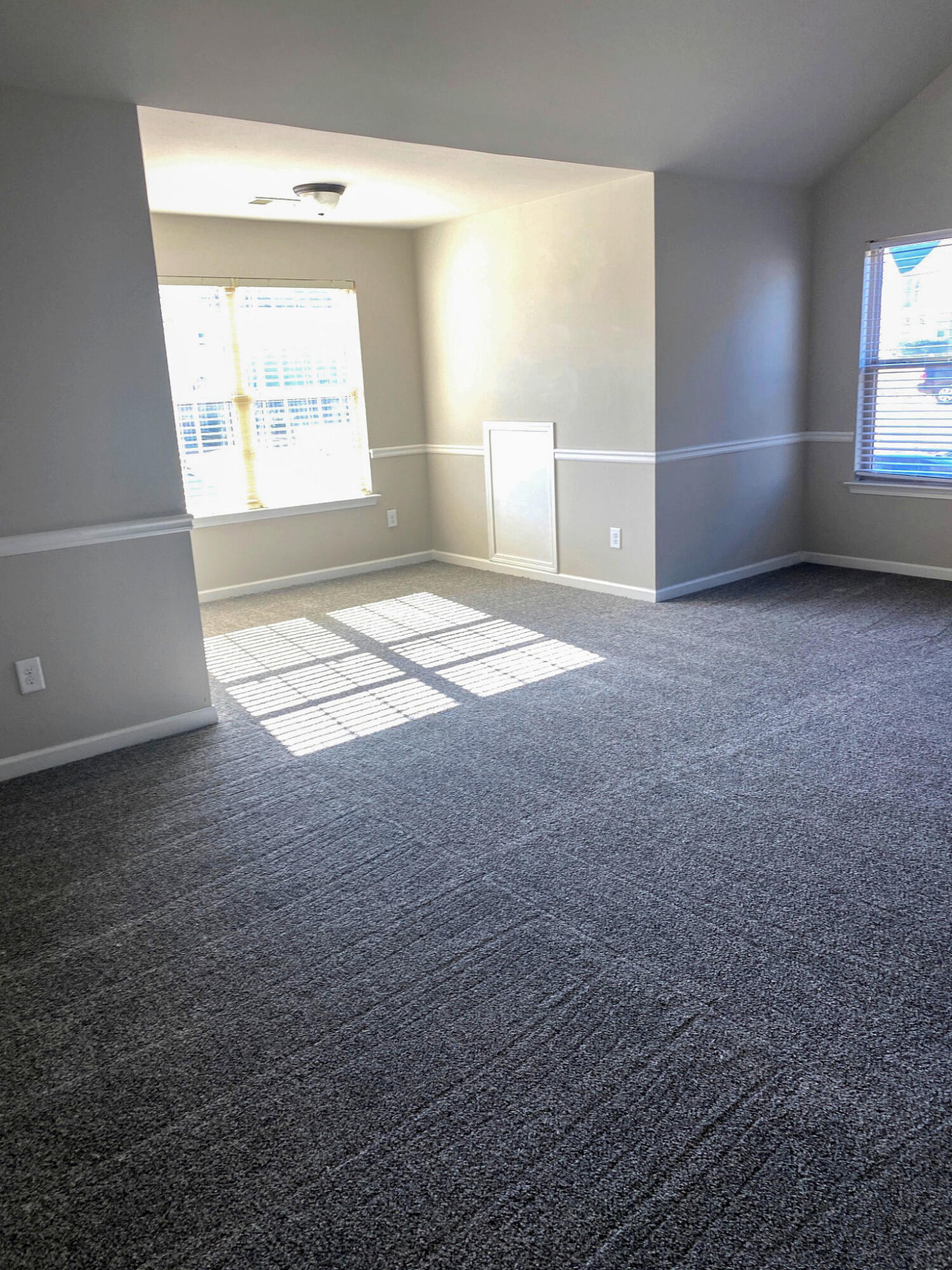 3005 Burgess Street Property Photo 11
