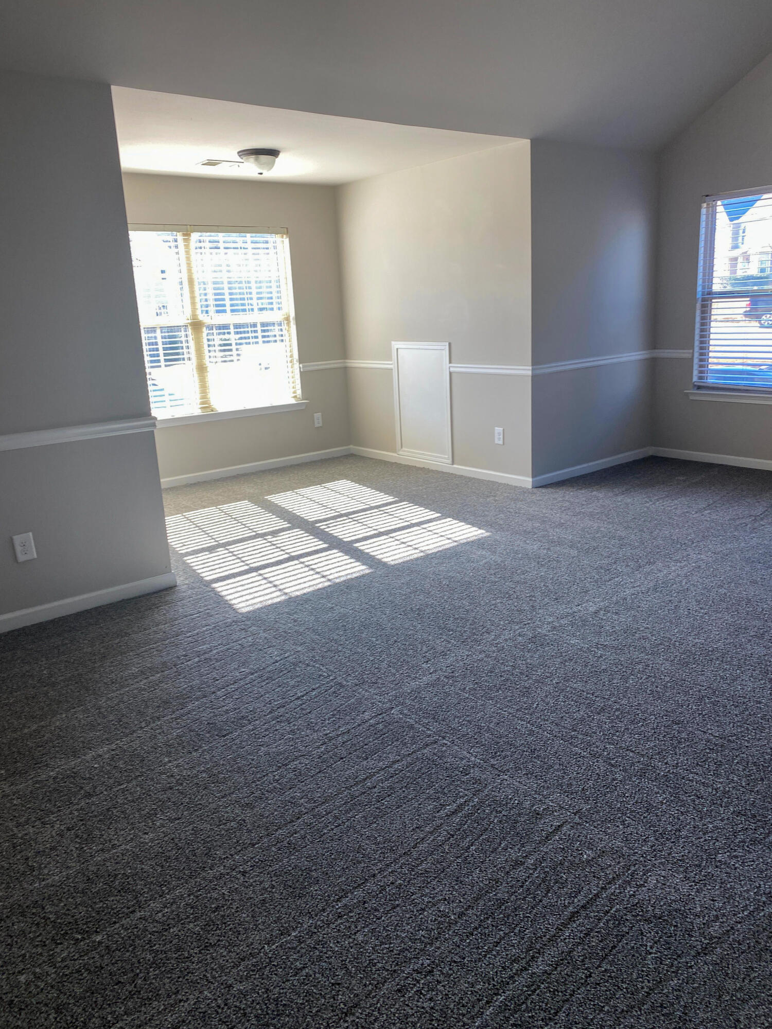 3005 Burgess Street Property Photo 12