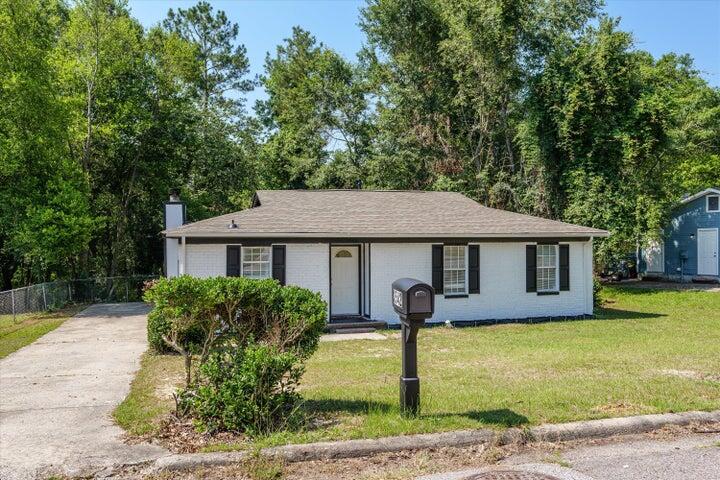 3542 Windermere Drive Property Photo 2