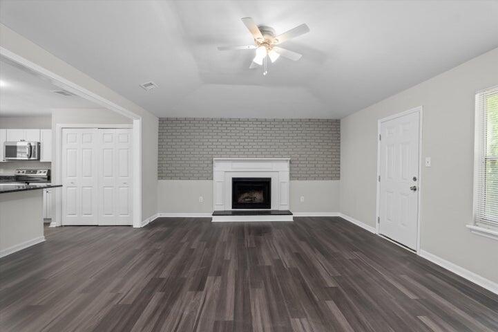 3542 Windermere Drive Property Photo 8