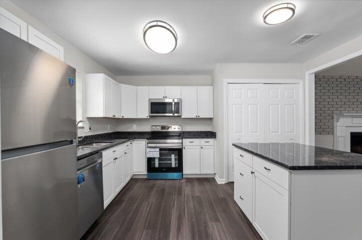 3542 Windermere Drive Property Photo 10