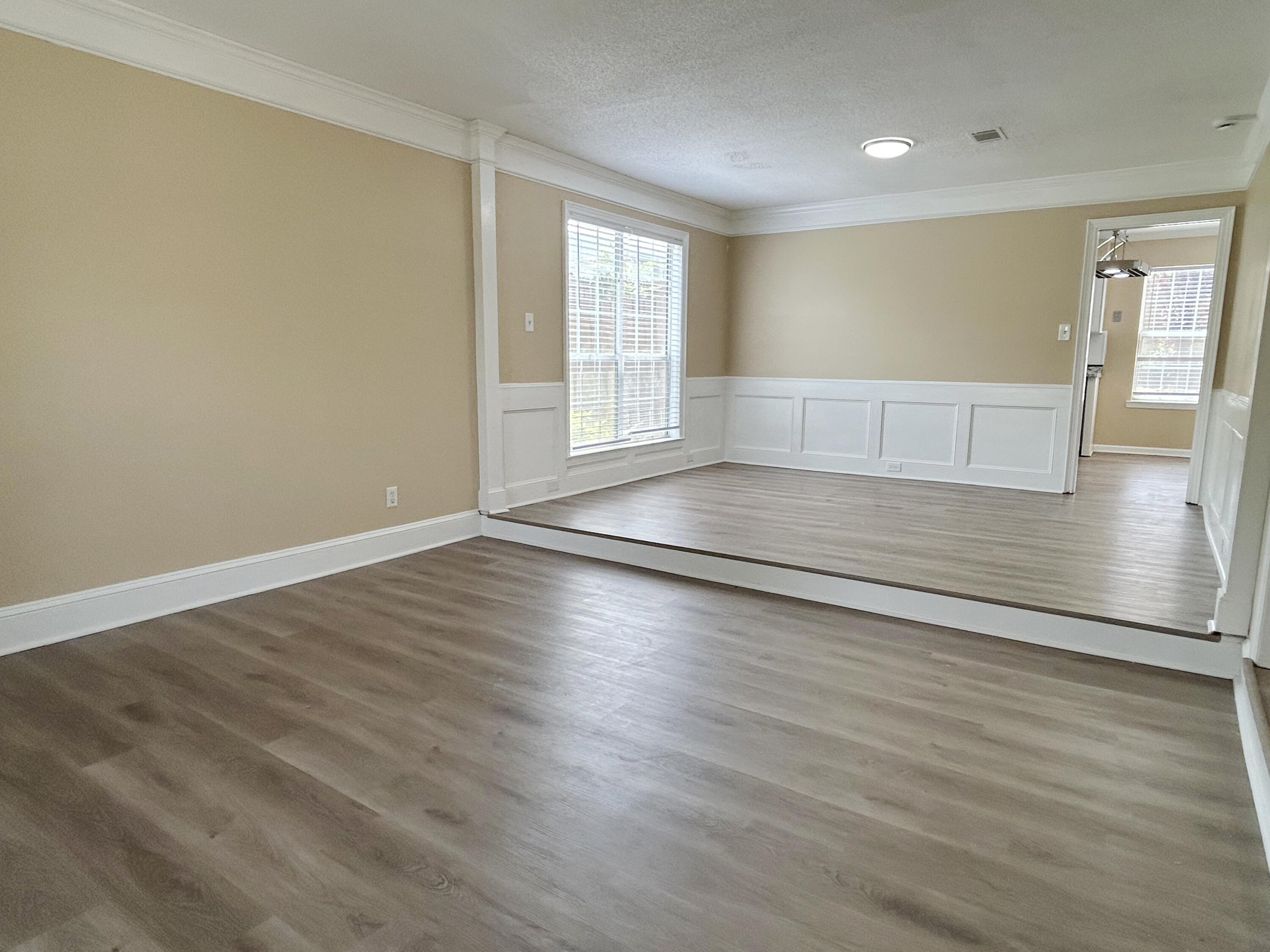 3862 Live Oak Lane Property Photo 7
