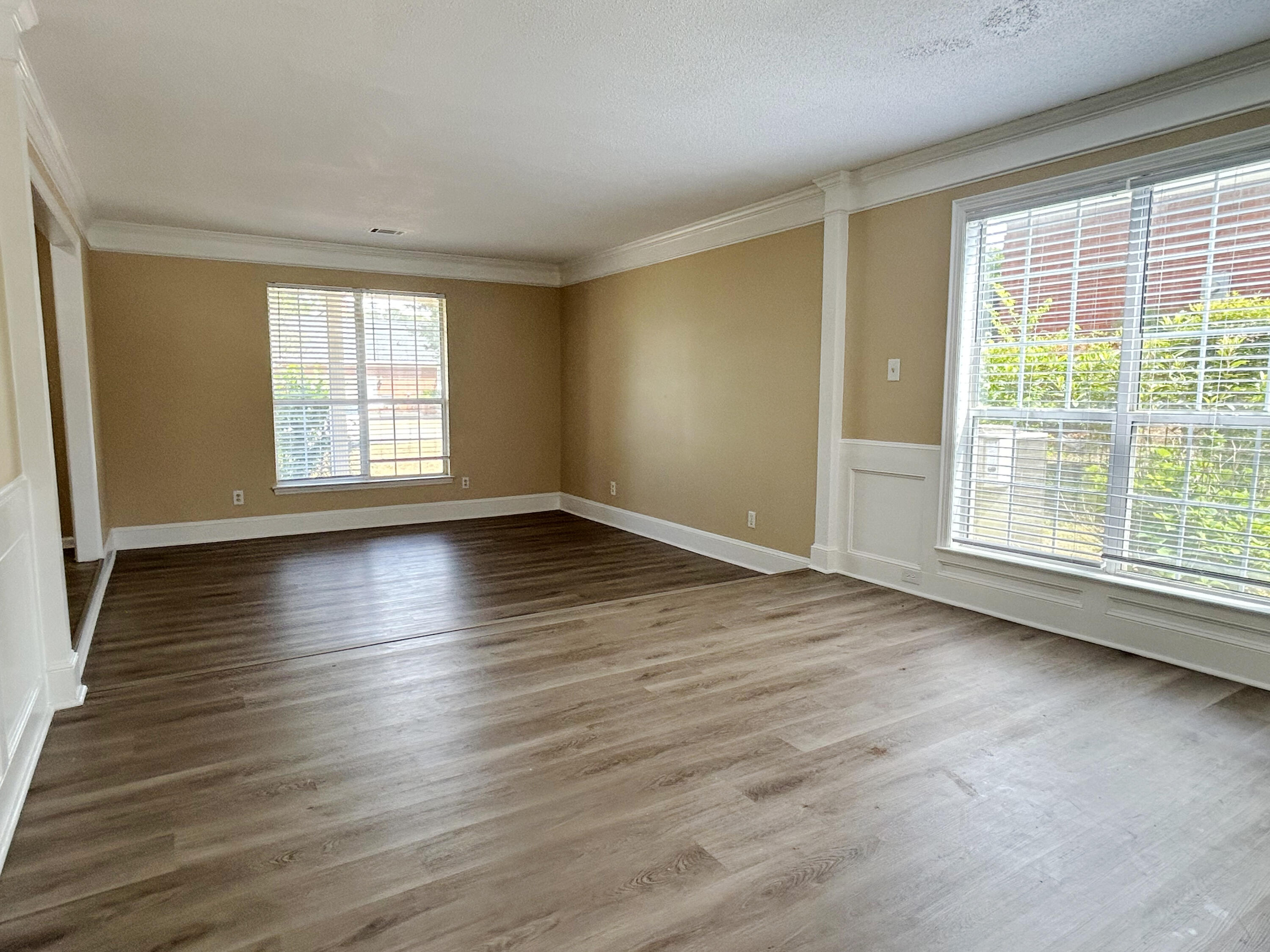 3862 Live Oak Lane Property Photo 9
