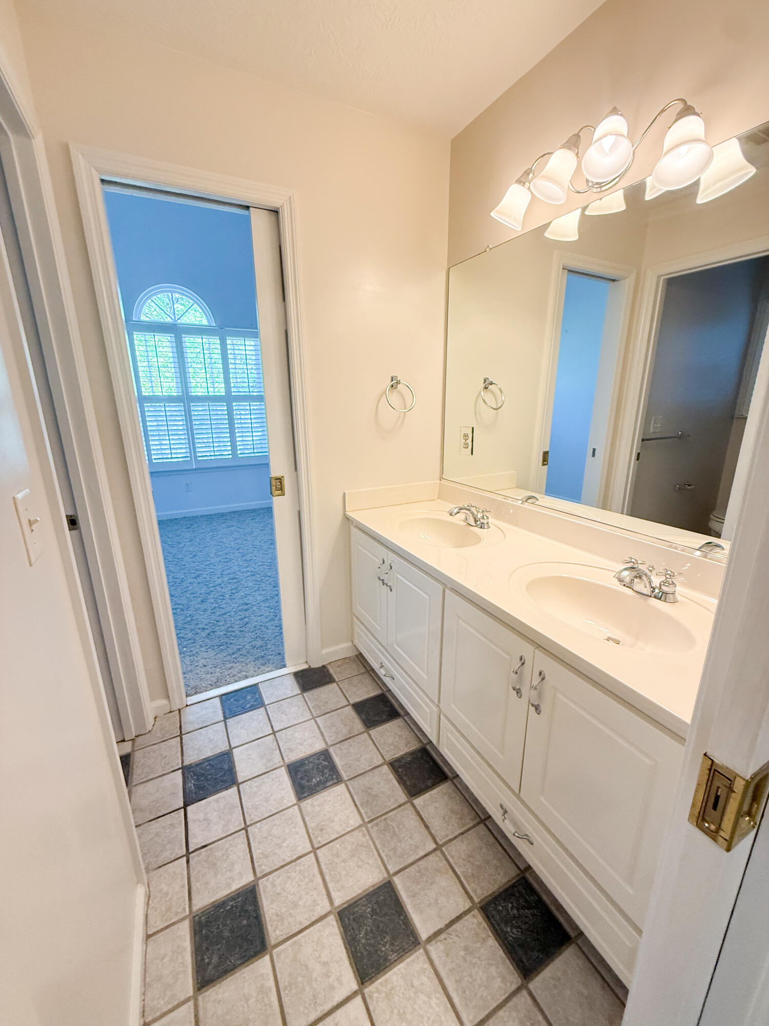 882 Rustic Oak Bend Property Photo 39