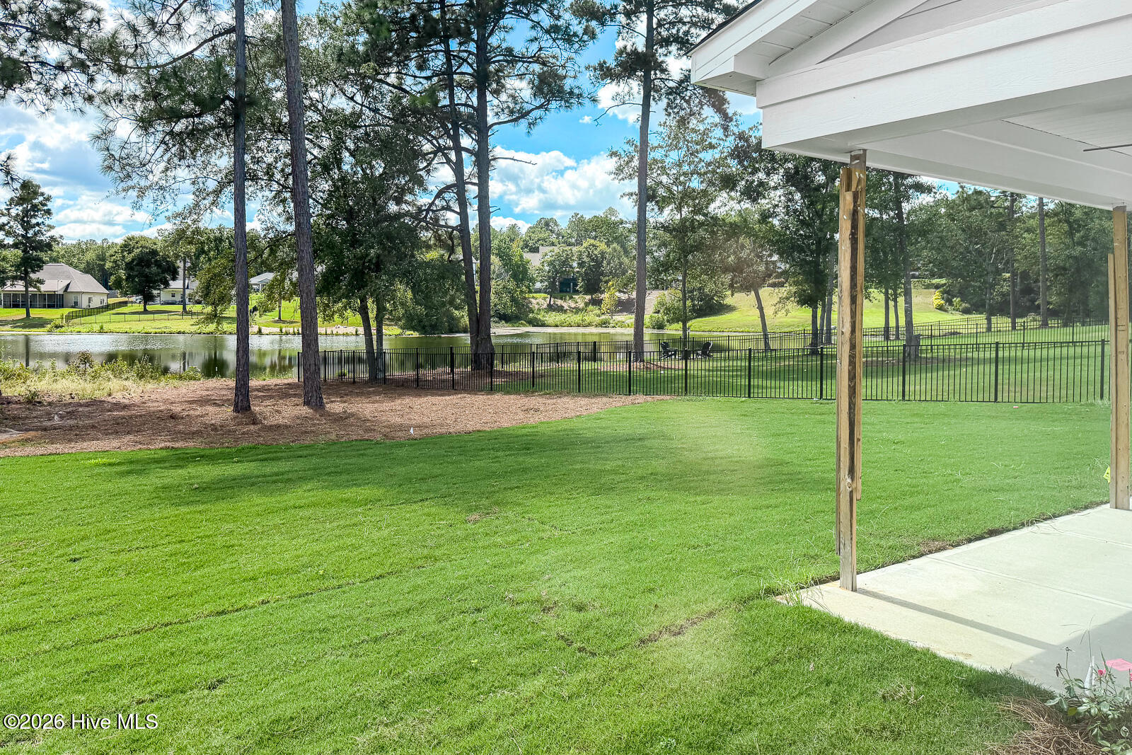 686 Slade Lake Drive Property Photo 3