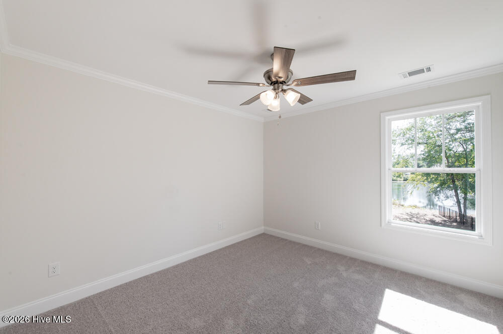 686 Slade Lake Drive Property Photo 23