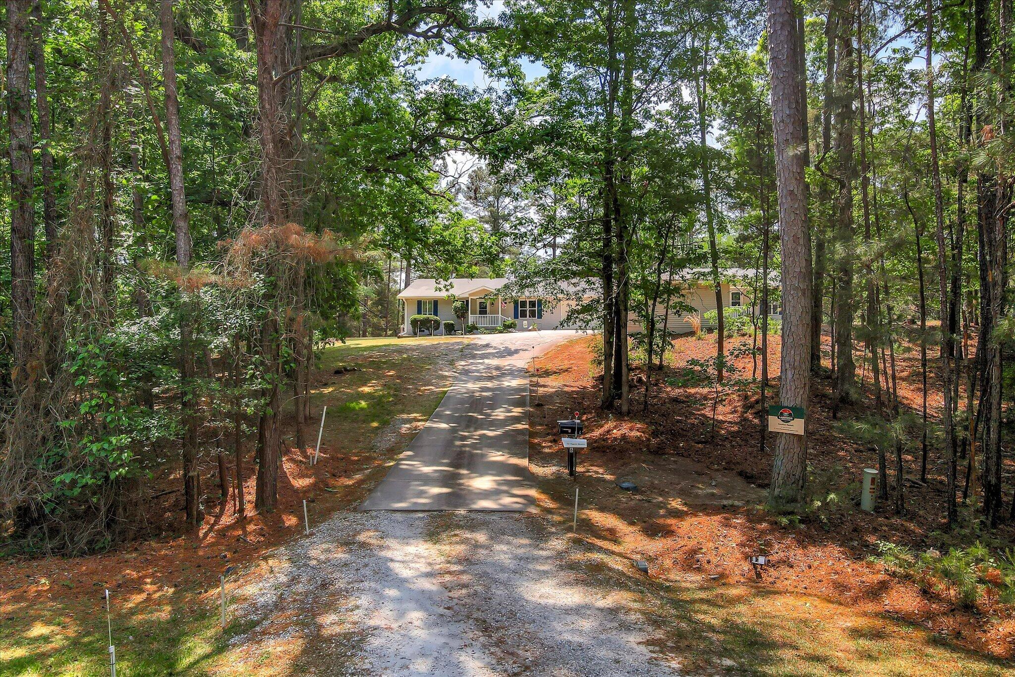 136 / 138 Edmunds Cemetery Road Property Photo 4