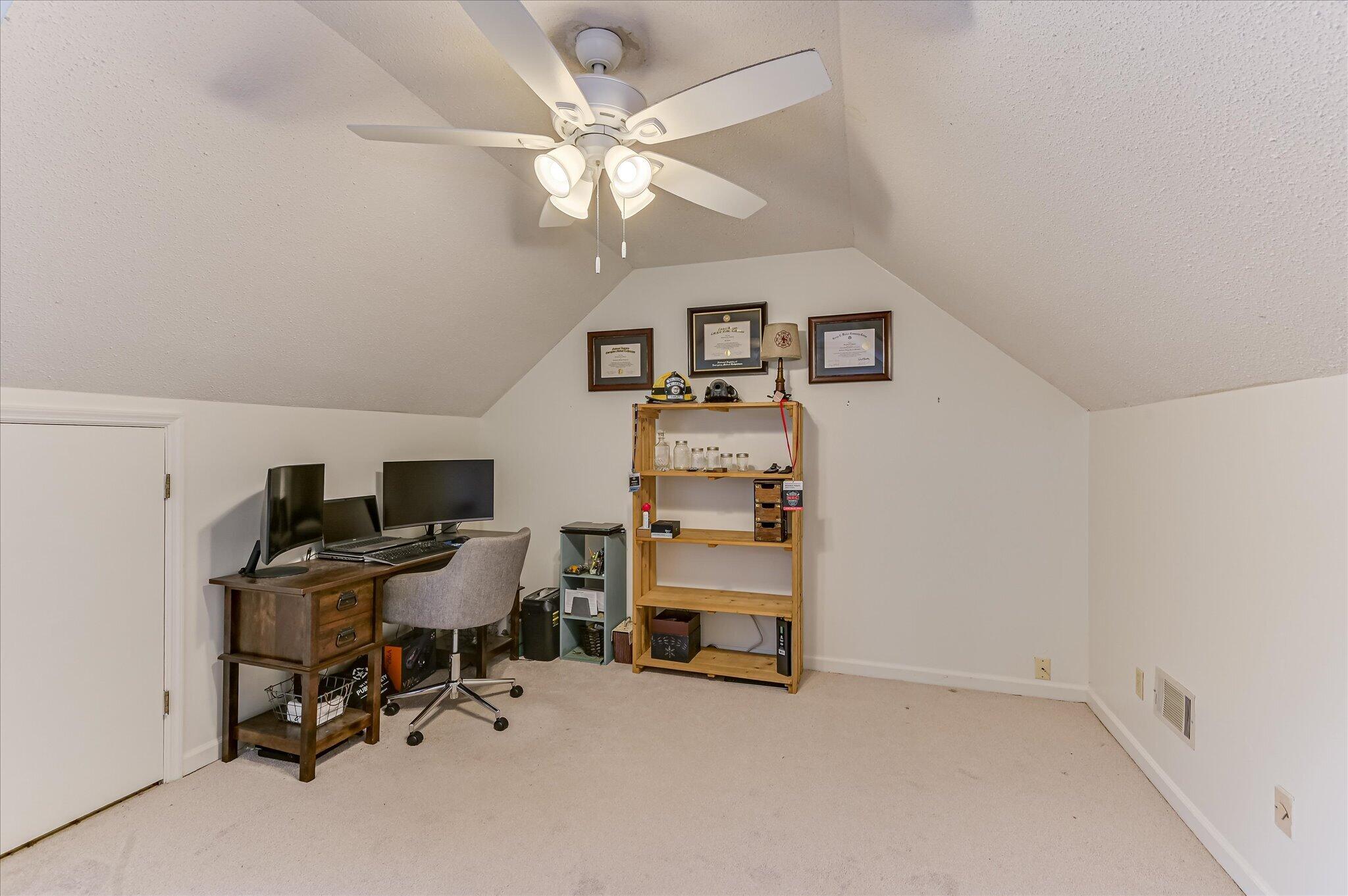 123 Mcelmurray Road Property Photo 23