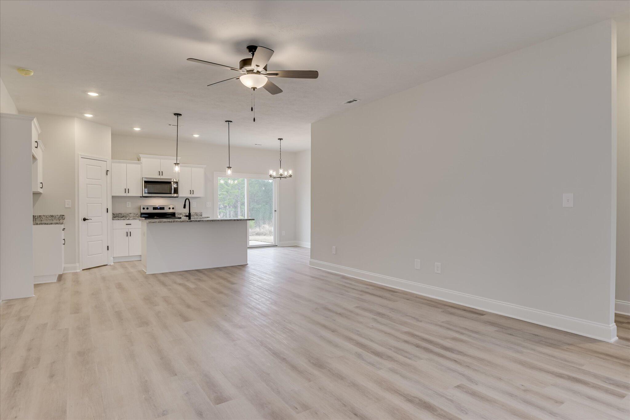 345 Bay Meadows Drive Property Photo 8