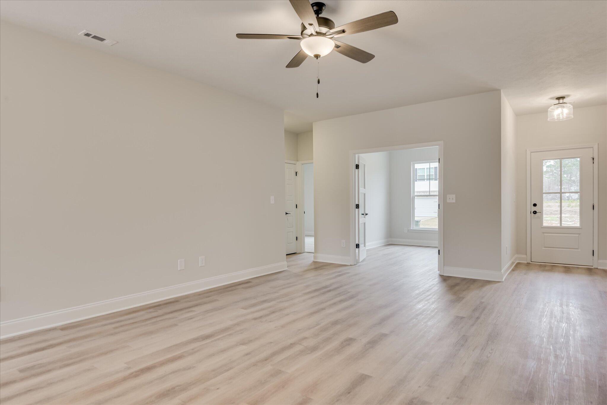 345 Bay Meadows Drive Property Photo 9