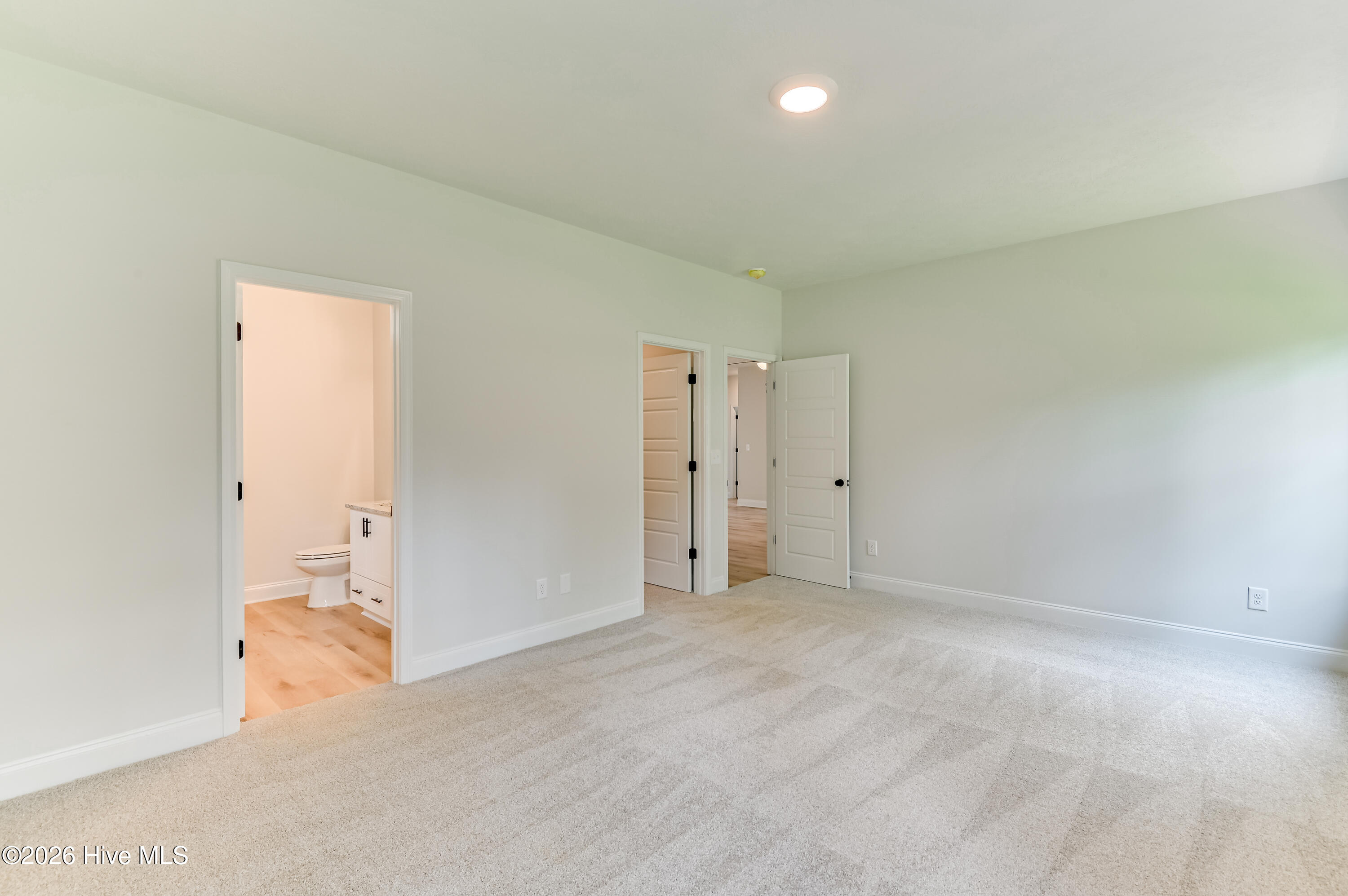 345 Bay Meadows Drive Property Photo 20