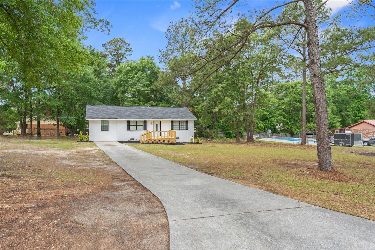 113 Rivers Circle Property Photo 2