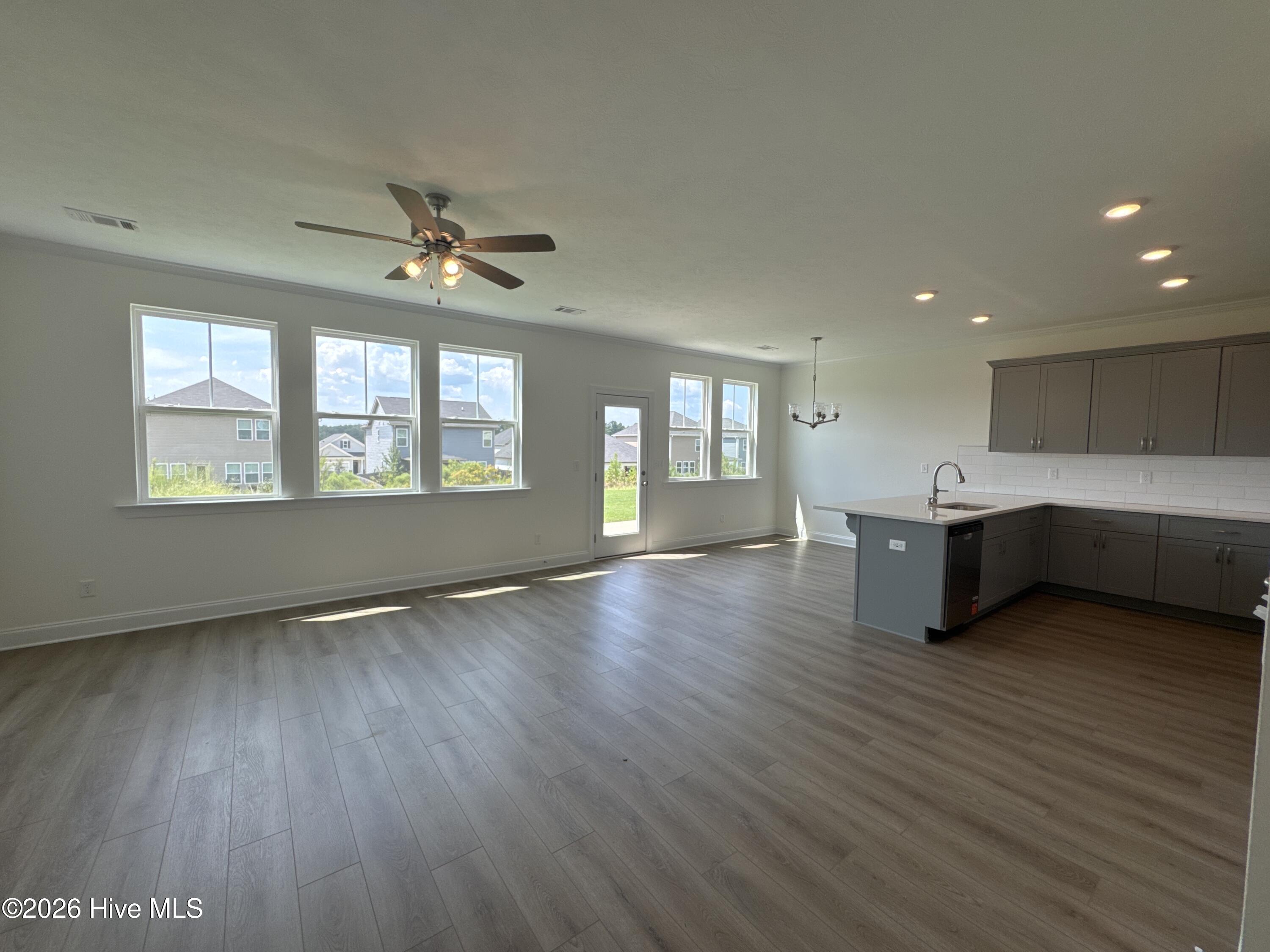 456 Helen Drive Wd249 Property Photo 2