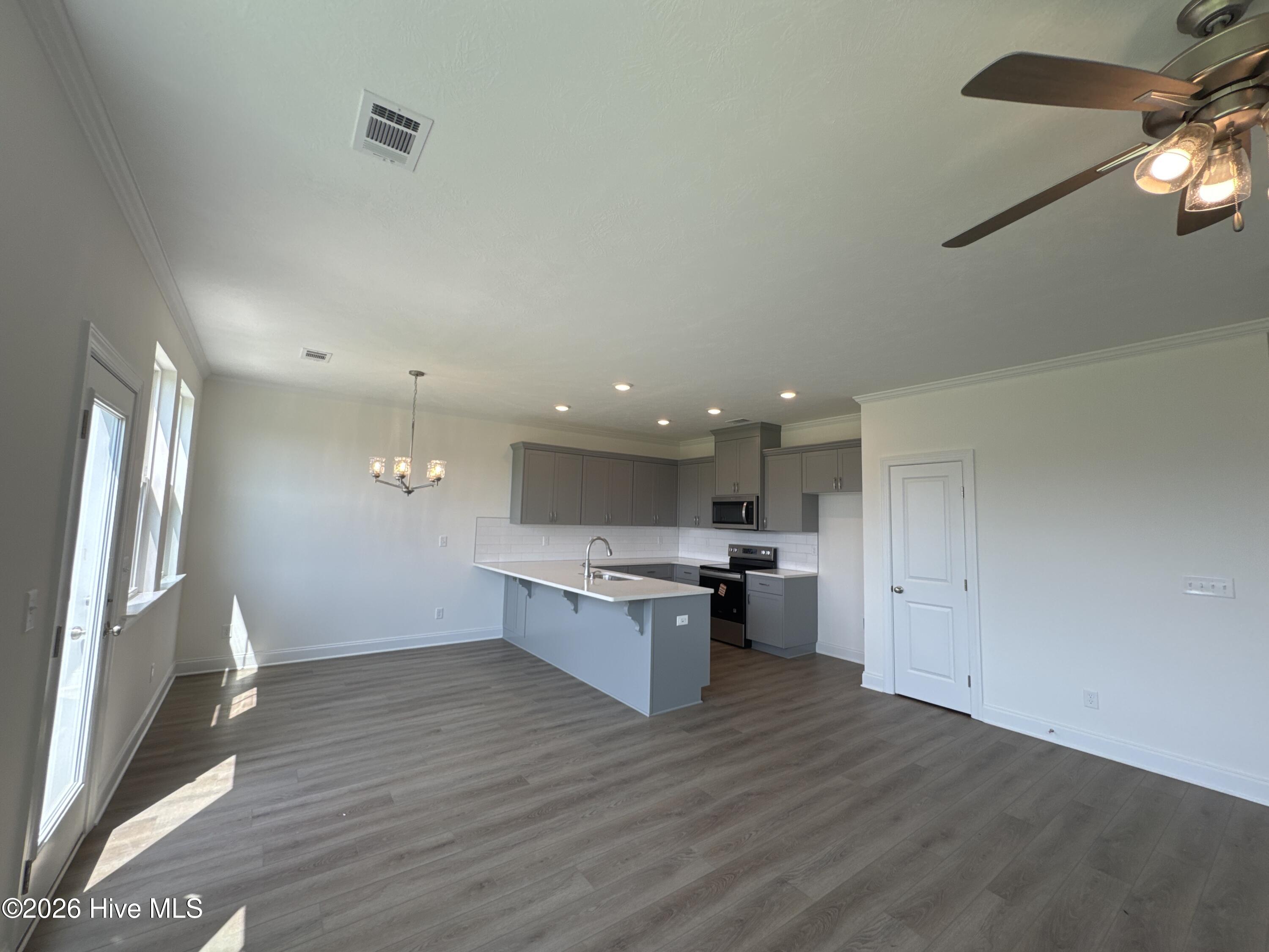 456 Helen Drive Wd249 Property Photo 3